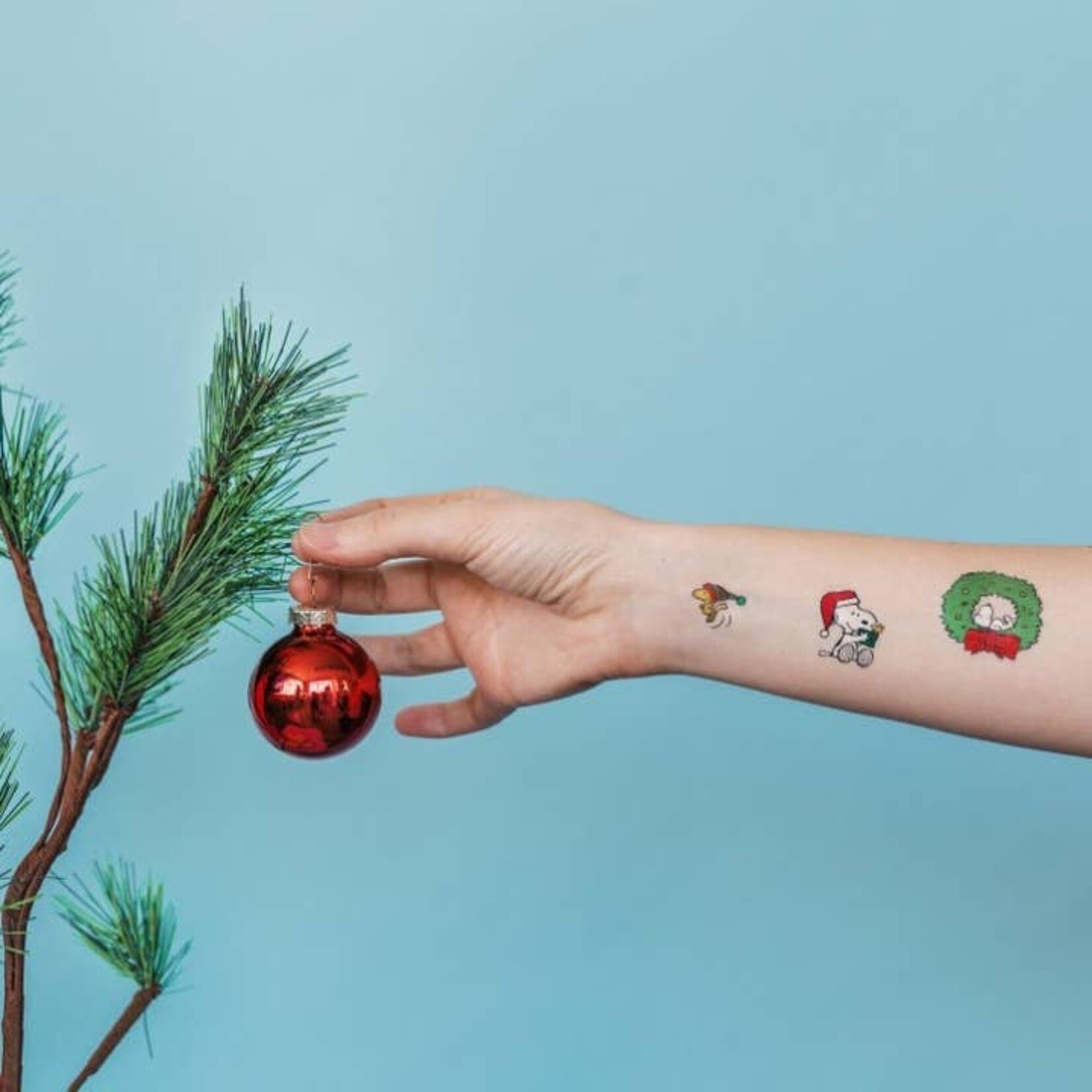 Tattly Peanuts Holiday Tattly Sheet