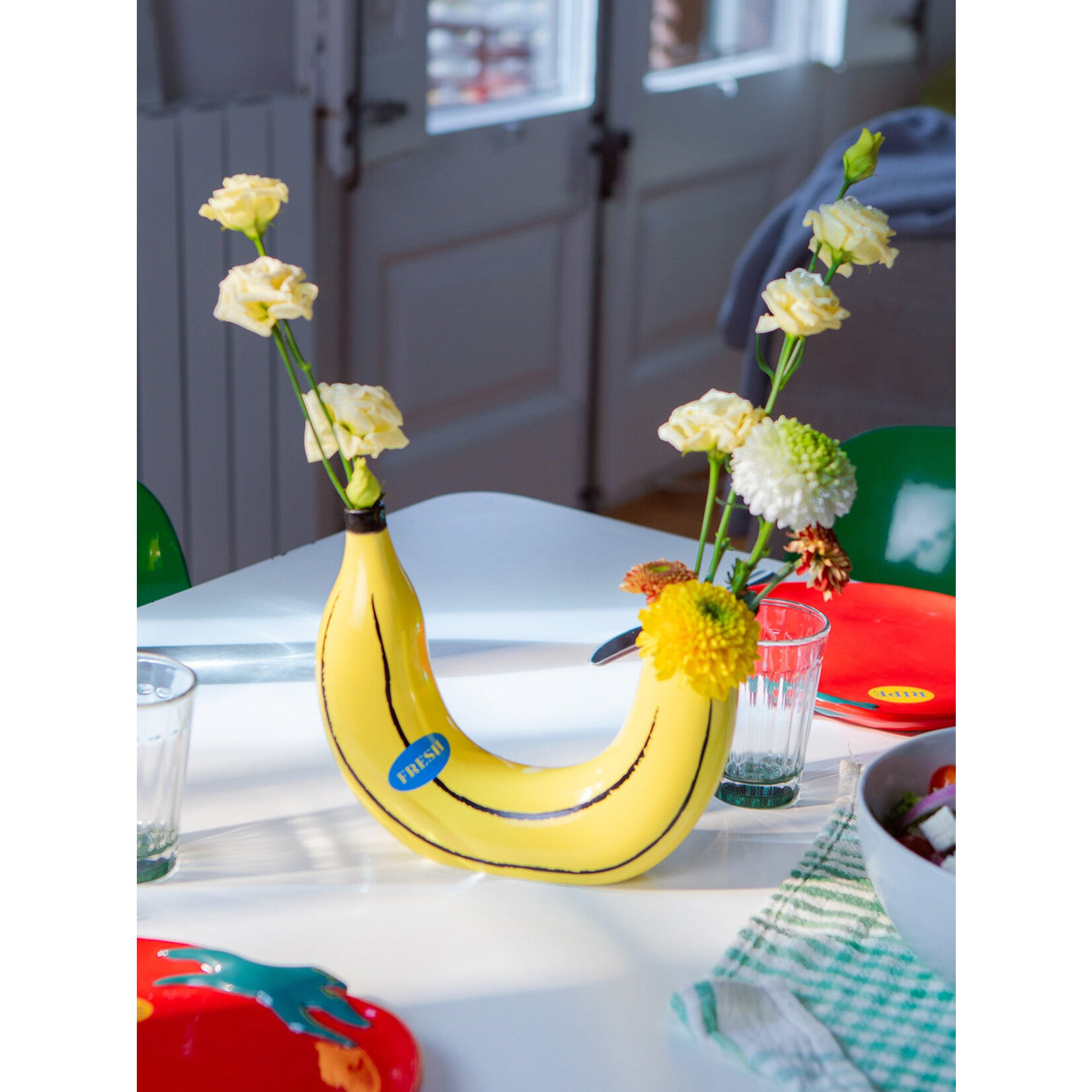 doiy Banana Vase