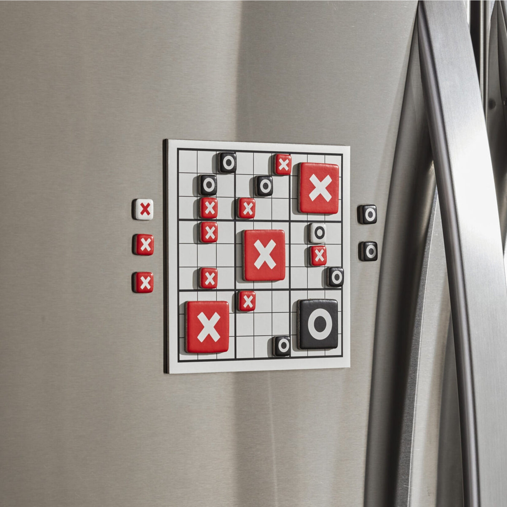 Tic Tac No Magnetic Fridge Game