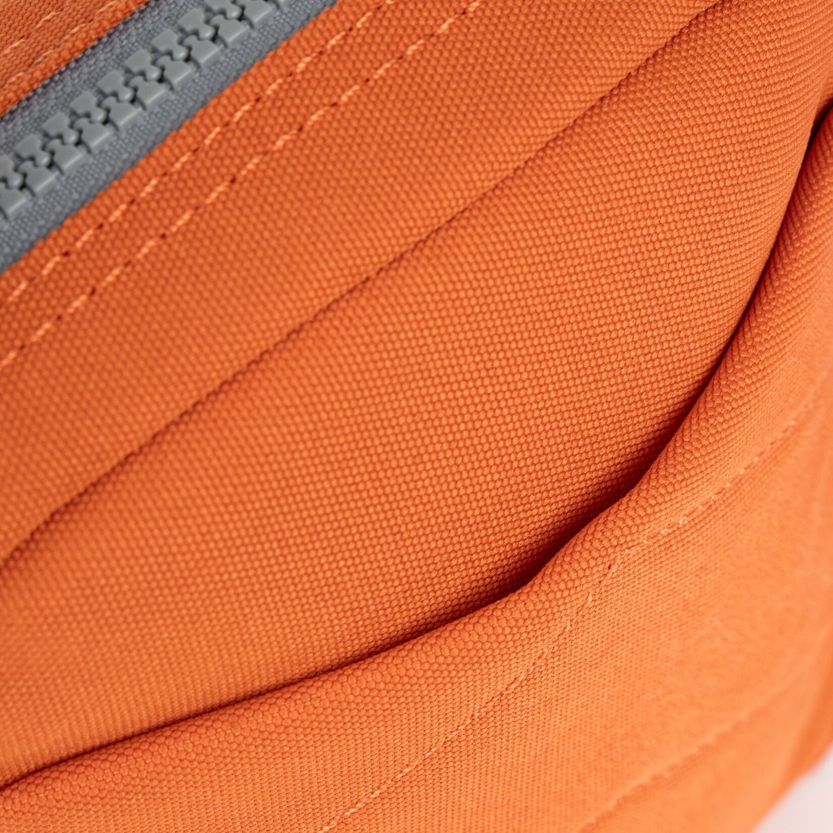 Bond Crossbody in Atomic Orange