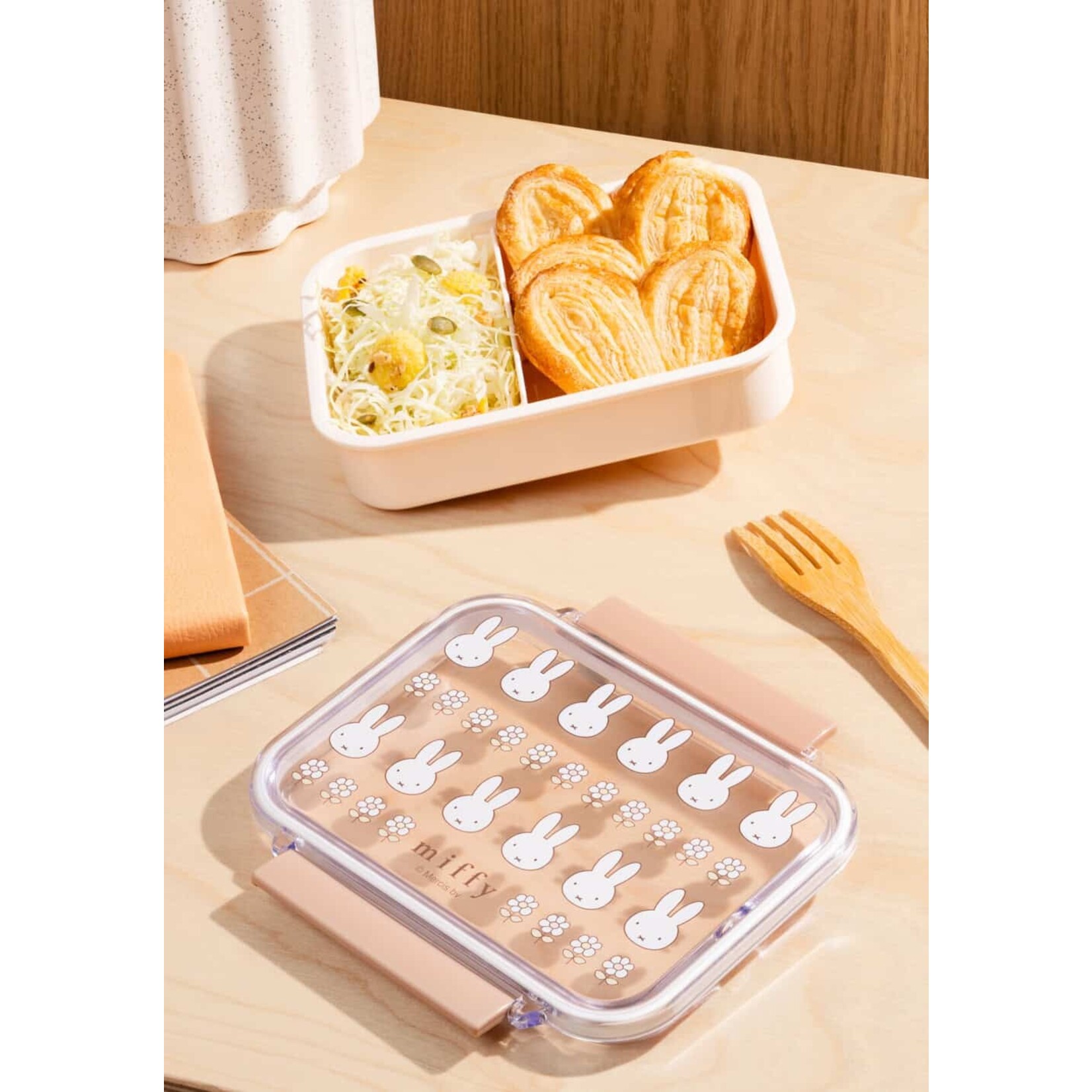 Miffy Flowers Lunch Box