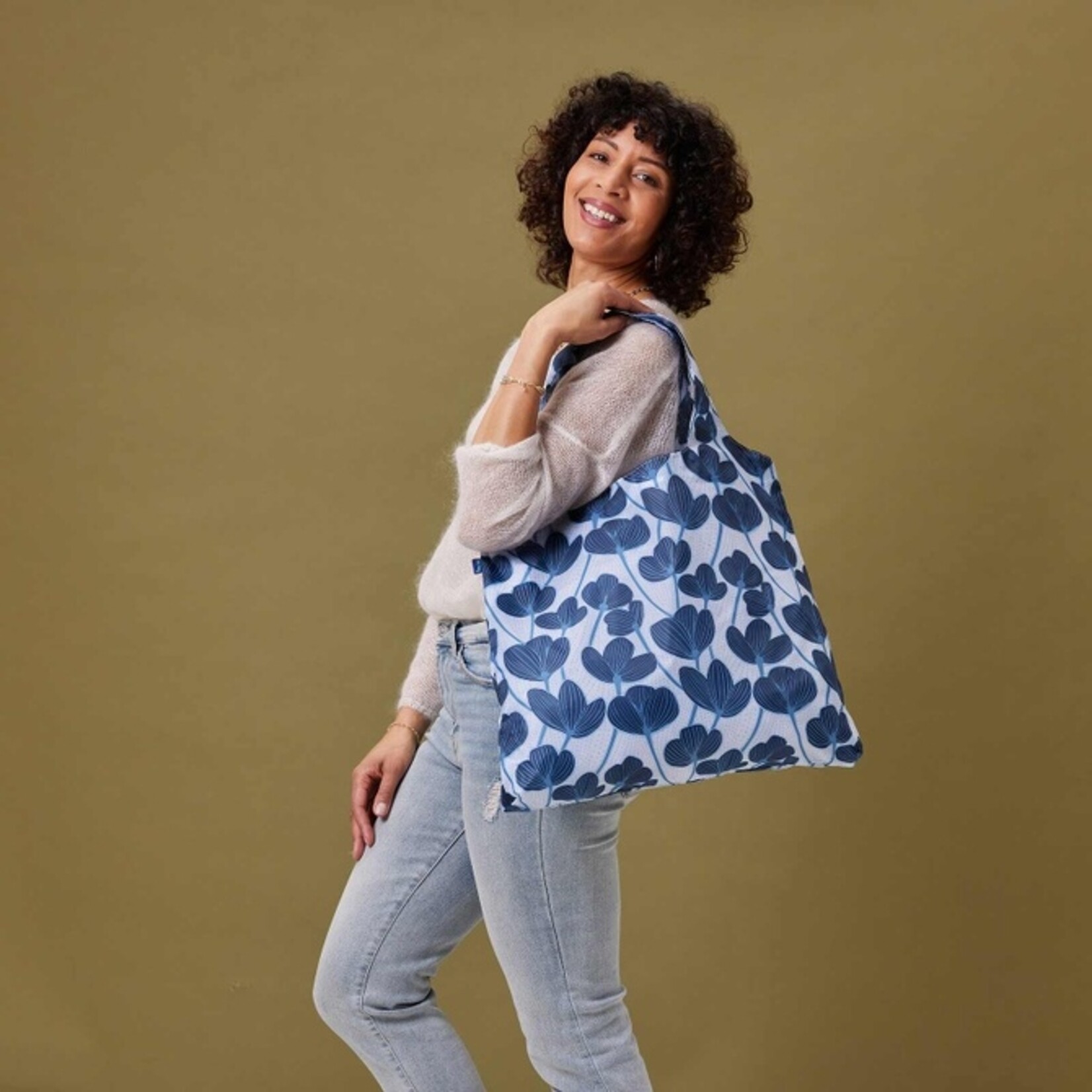 Blu Bag in Modern Poppy