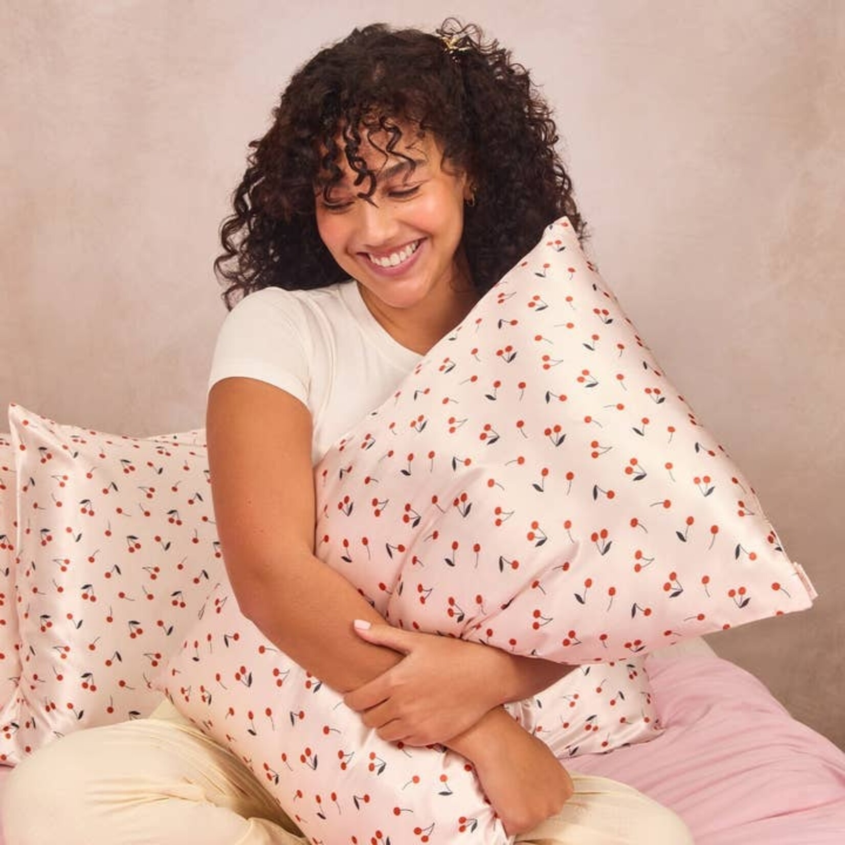 Kitsch Satin Pillowcase in Cherry Print
