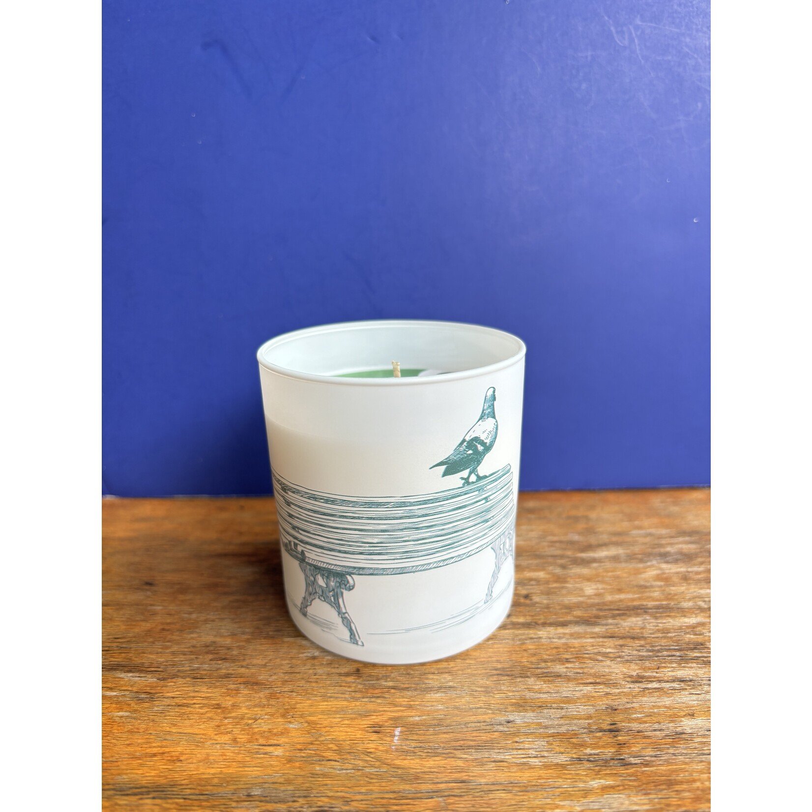 Pigeon Bench Candle