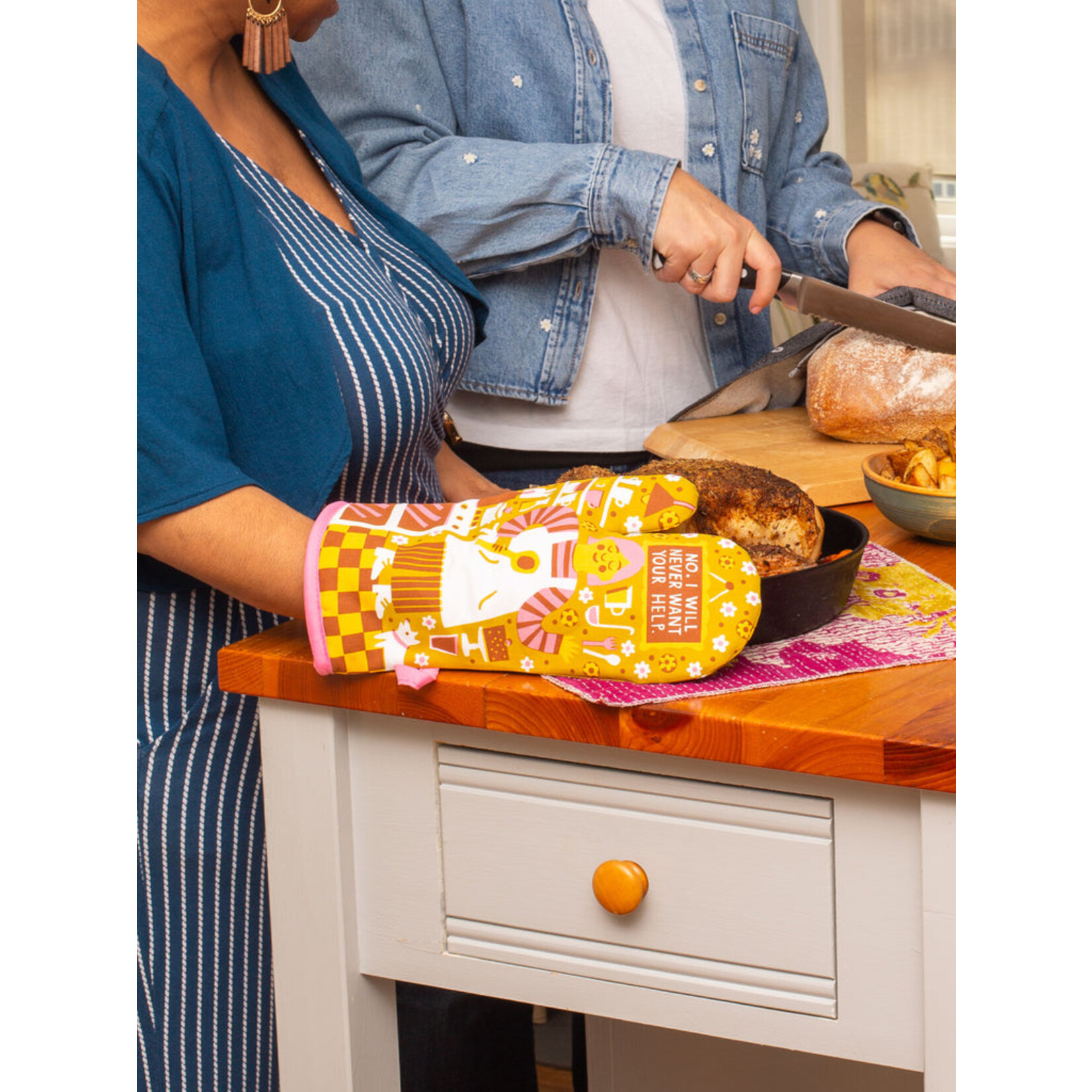 Blue Q Never Want Your Help Oven Mitt