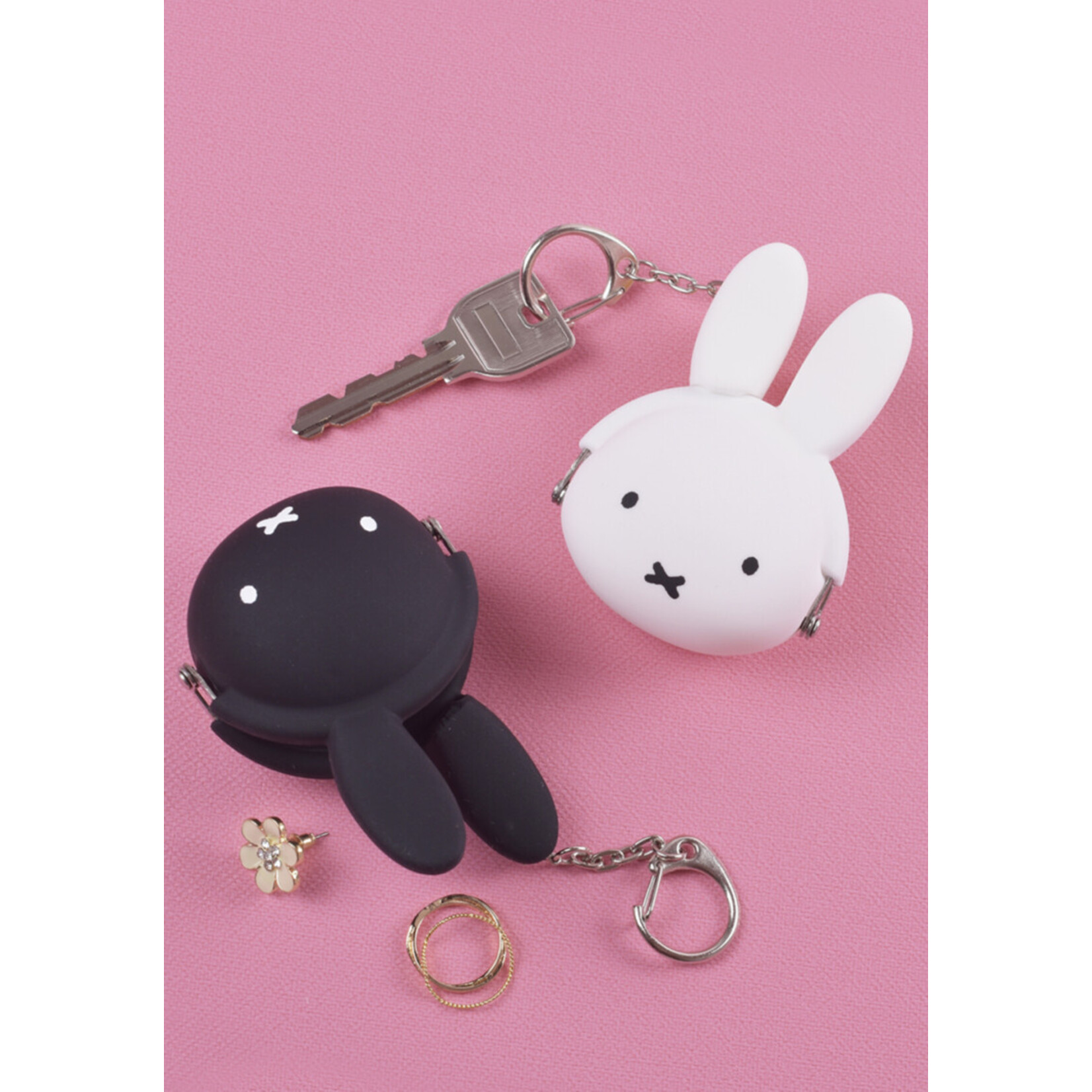 Clever Idiots Inc. Pochi Miffy