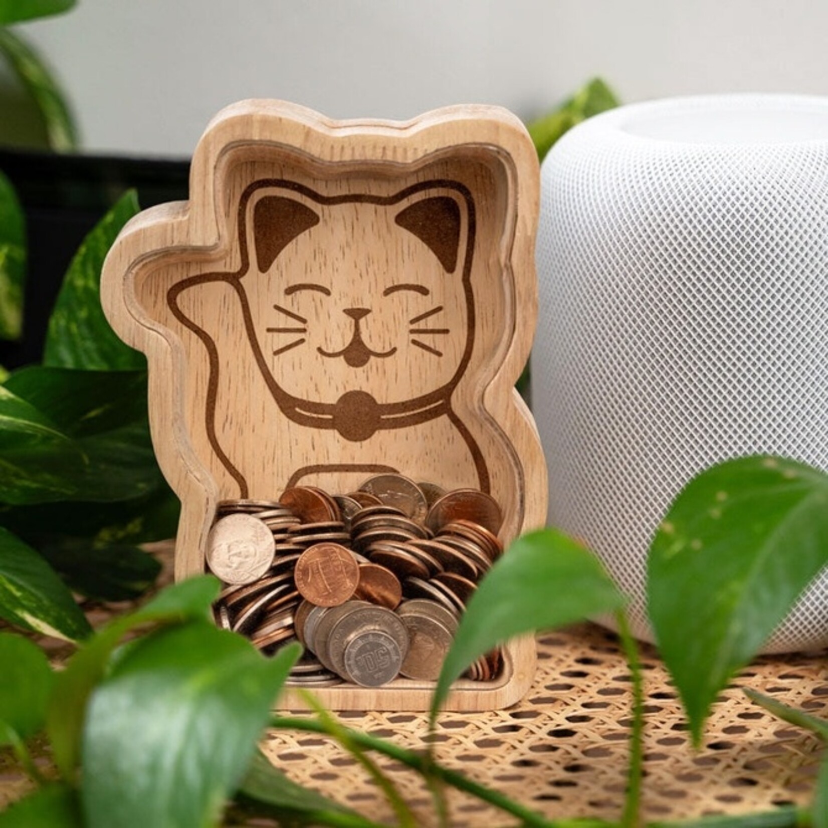 Kikkerland Lucky Cat Money Bank