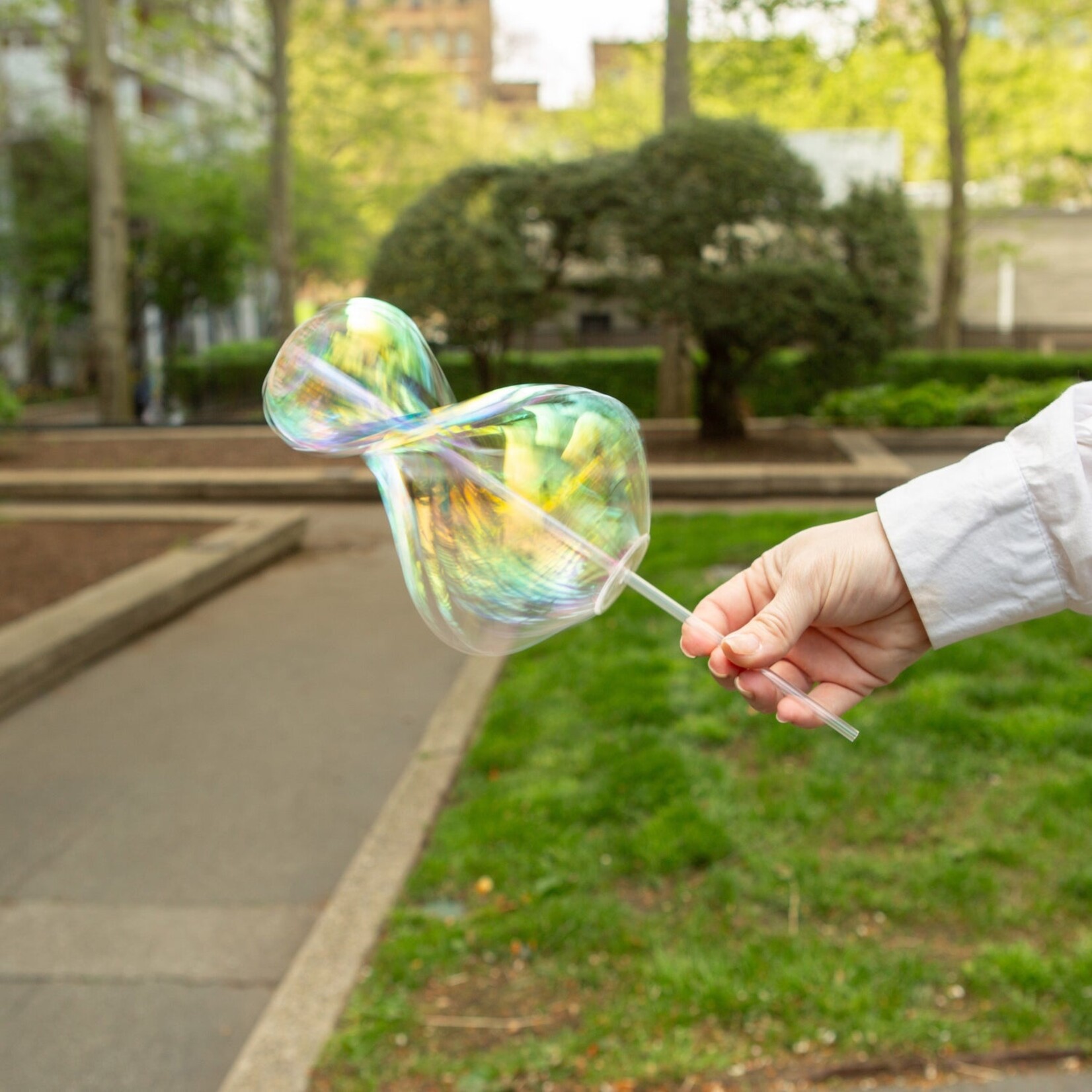 Kikkerland Mega Rainbow Twirler