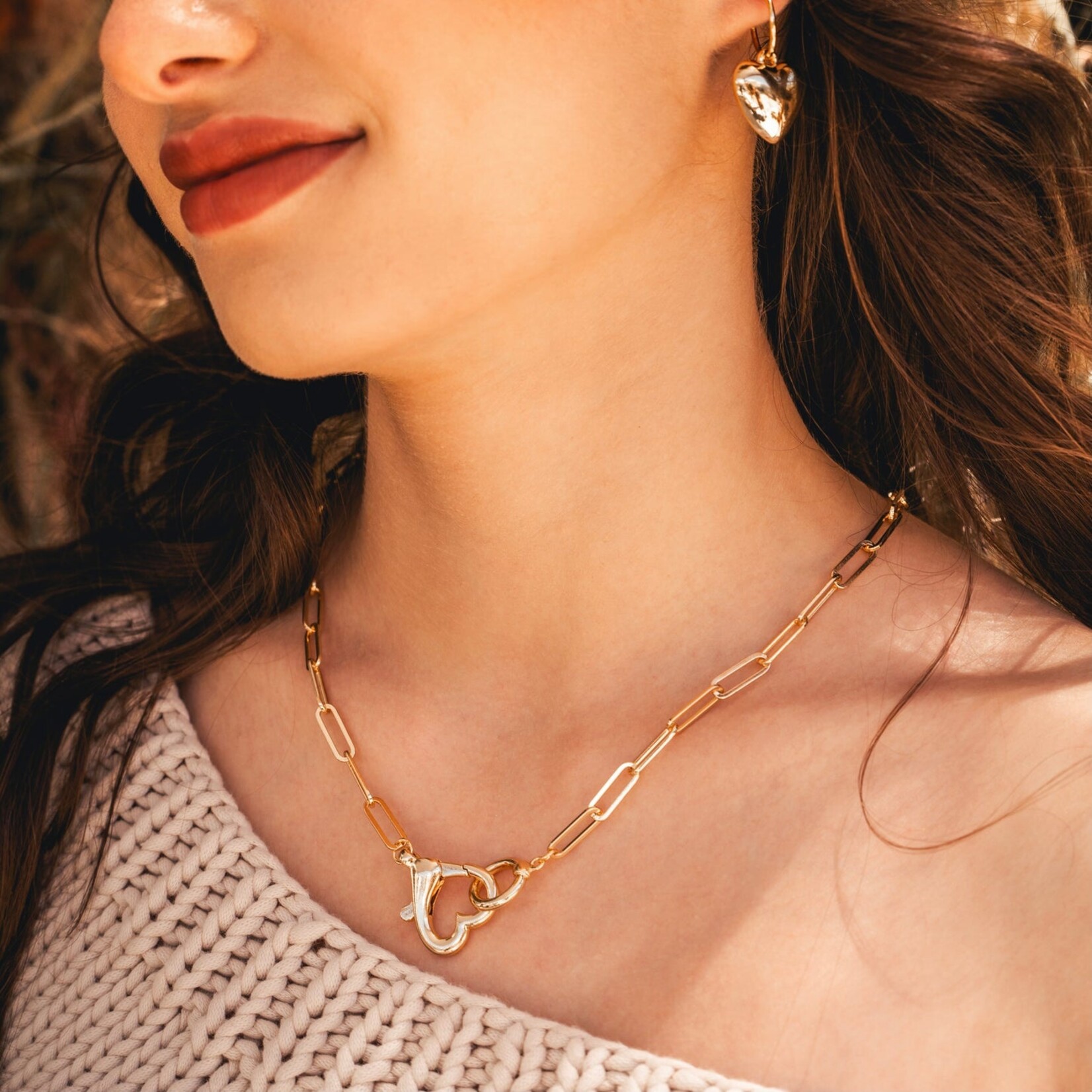 A Mano Heart Clasp on Paperclip Necklace