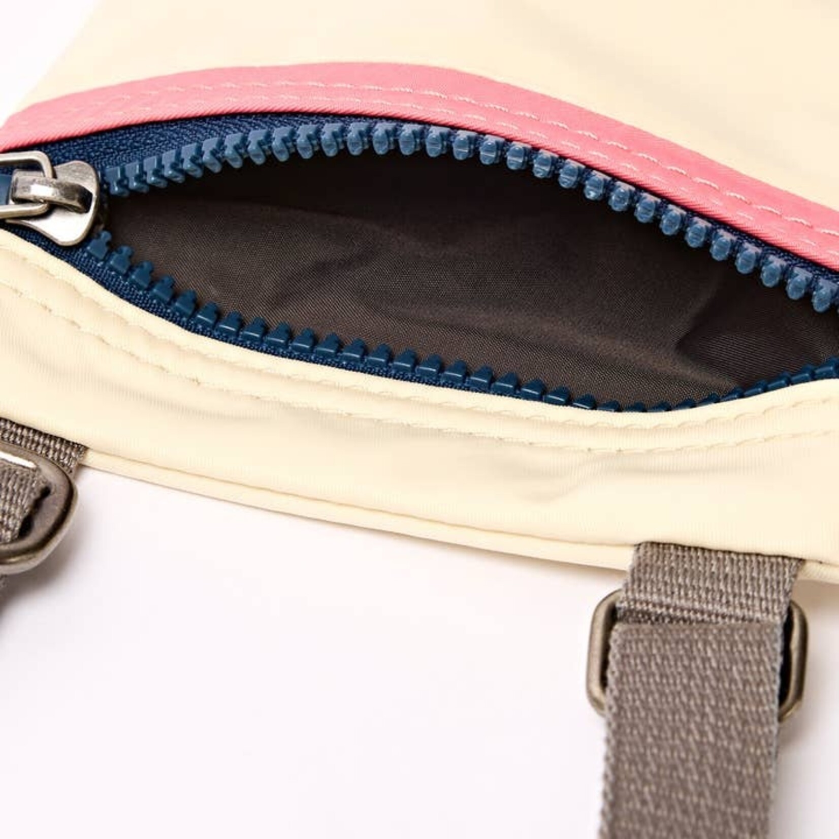 ori Chelsea Crossbody in Wax Paper Stripe