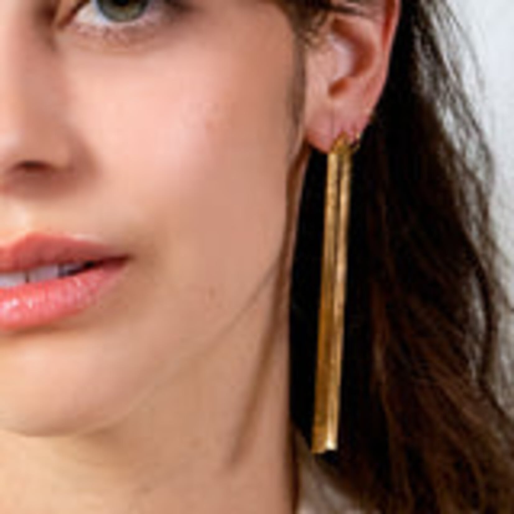 Peter and June 18k Gold Boogie Nights Earring