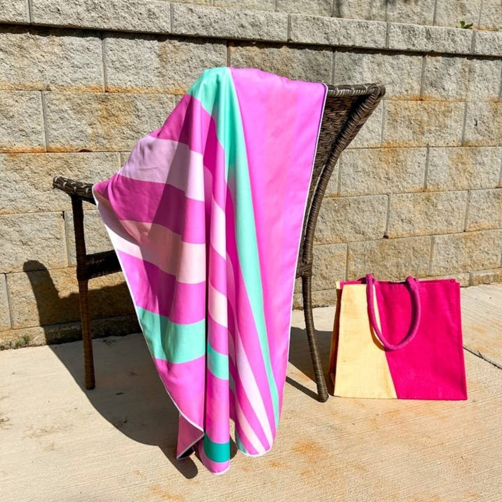 Sand Resistant Towel in Haze