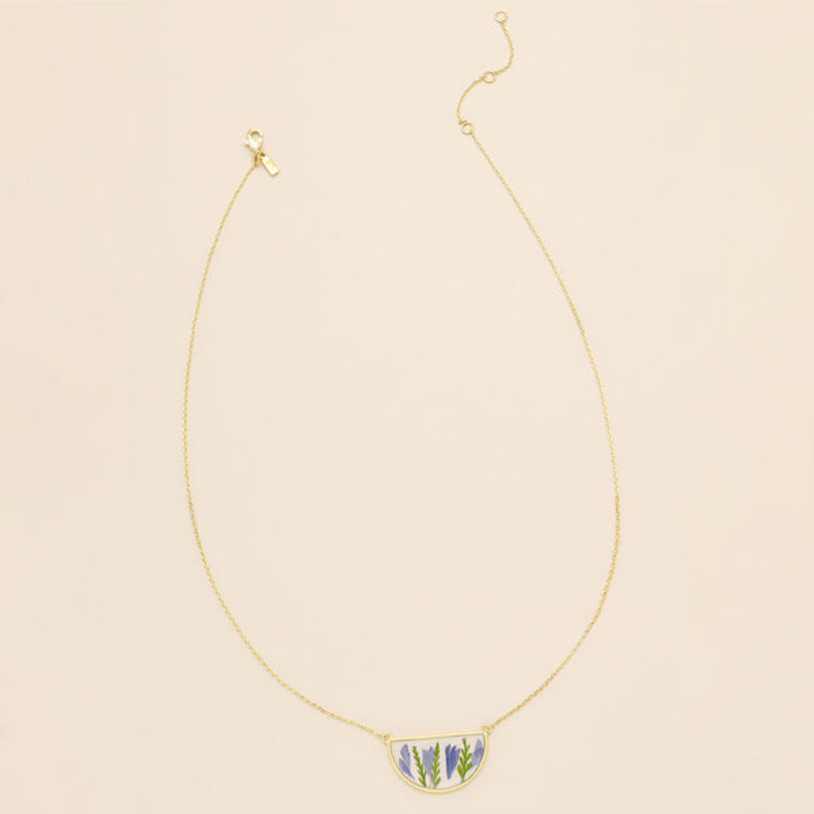 Scout Curated Wears Purple Pressed Flower Necklace