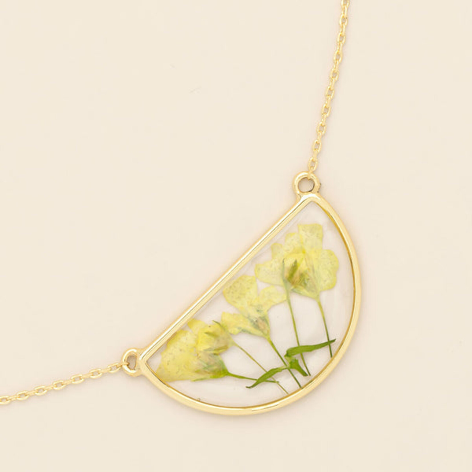Scout Curated Wears Yellow Pressed Flower Necklace