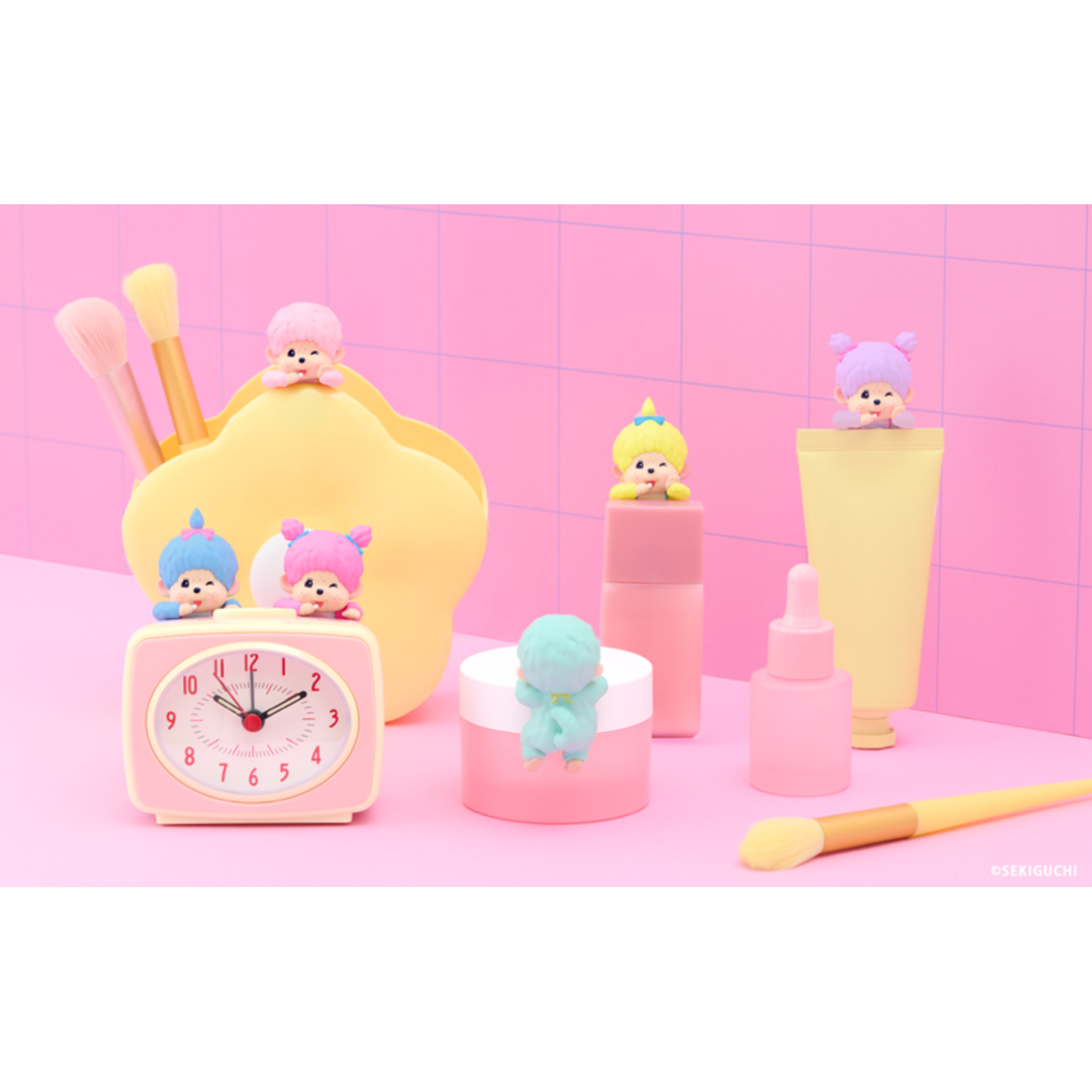 Dreams USA Monchhichi Hippers Color Wink Series