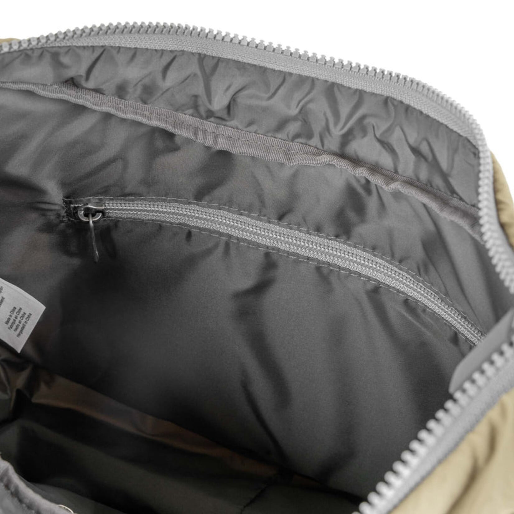 ori Belsize Medium Taslon in Taupe