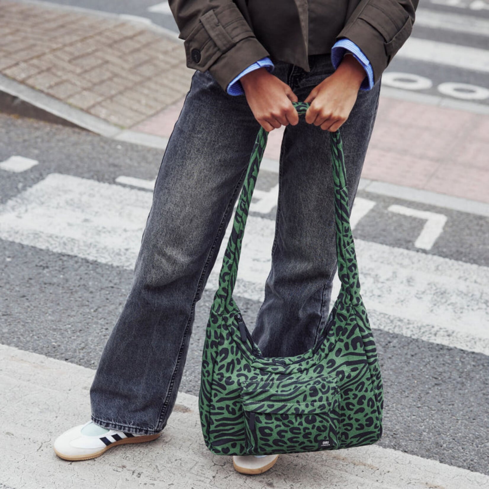 ori Belsize Medium Taslon in Mixed Animal Artichoke