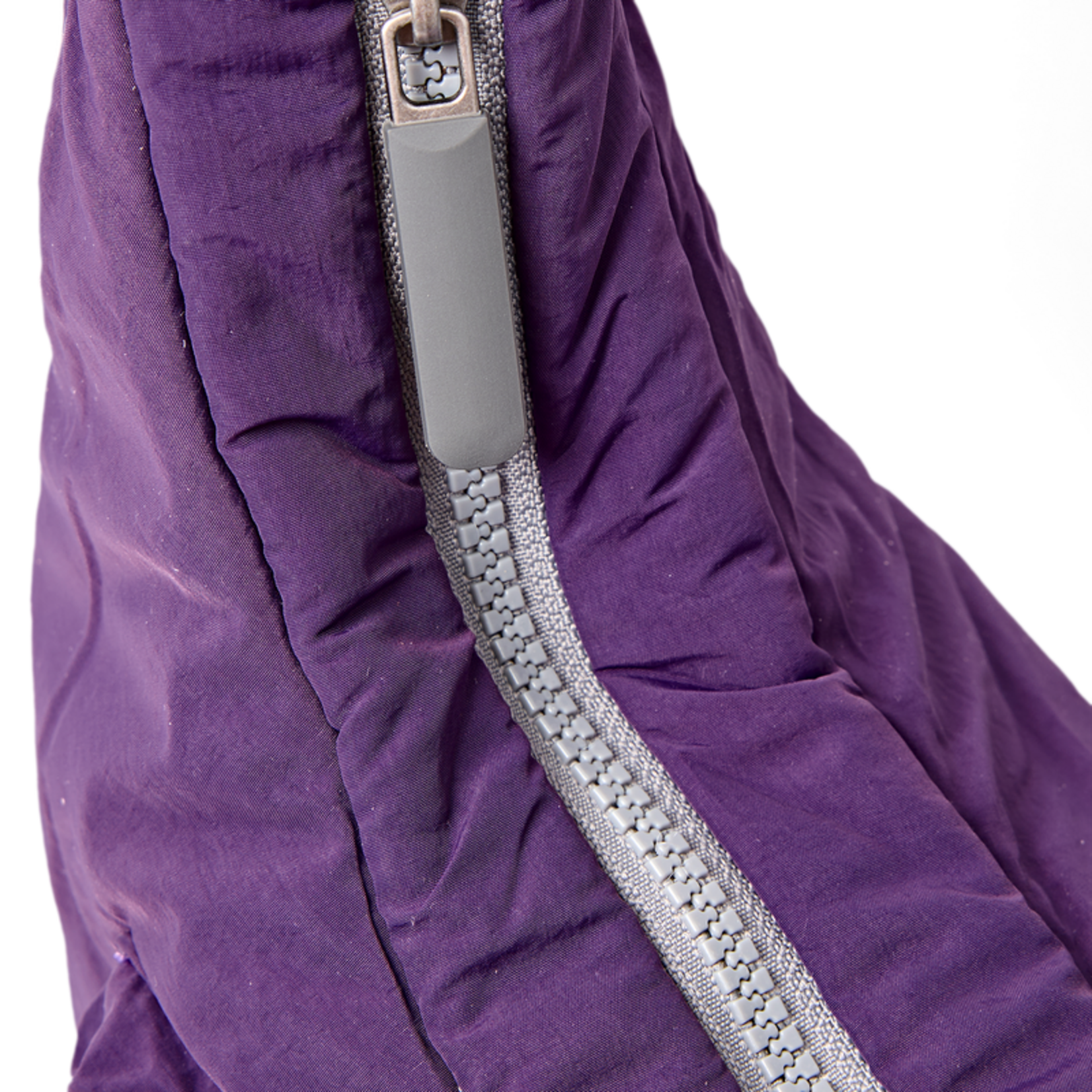 ori Belsize Medium Taslon in Gothic Grape