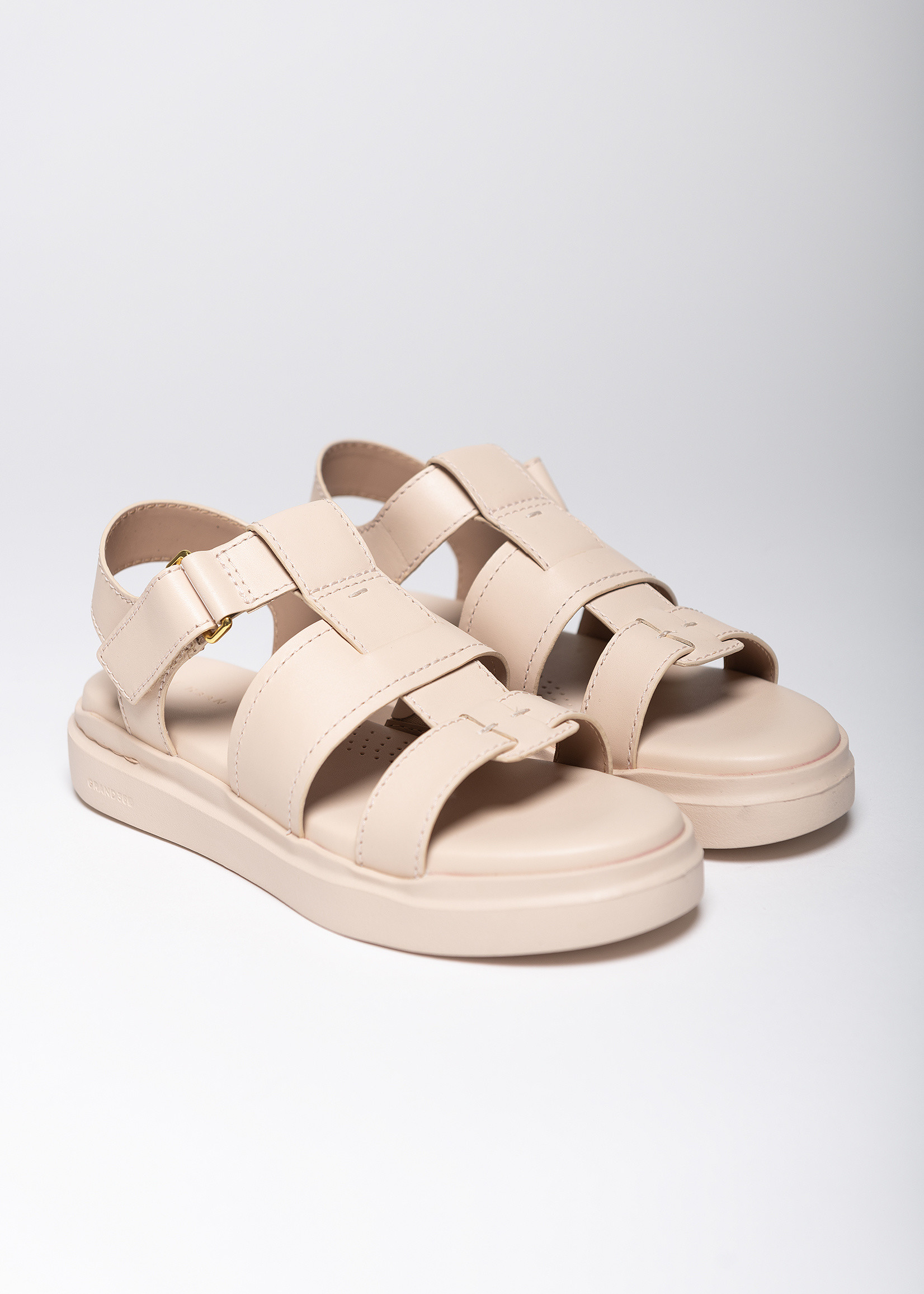 COLE HAAN FISHMAN SANDAL