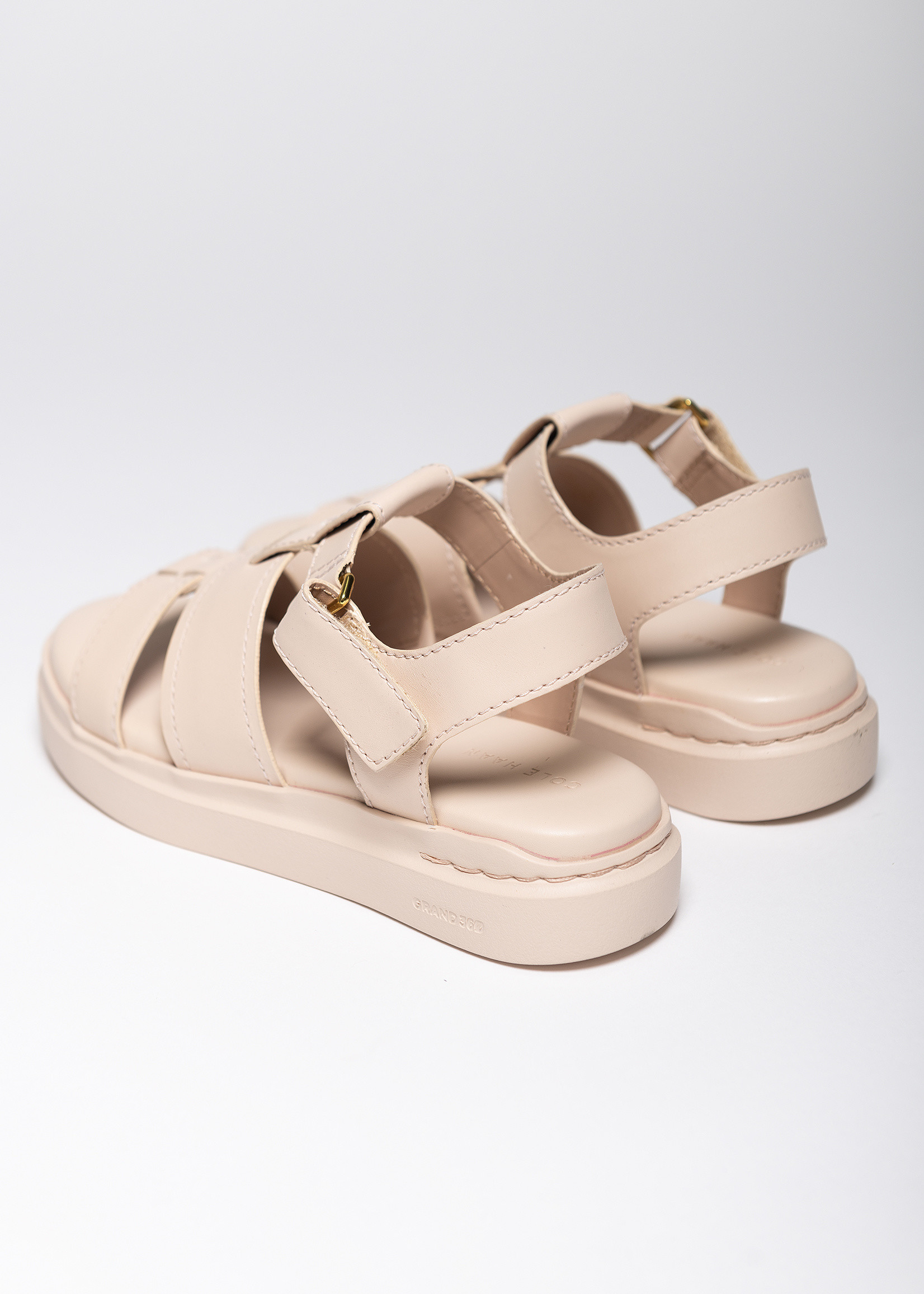 COLE HAAN FISHMAN SANDAL