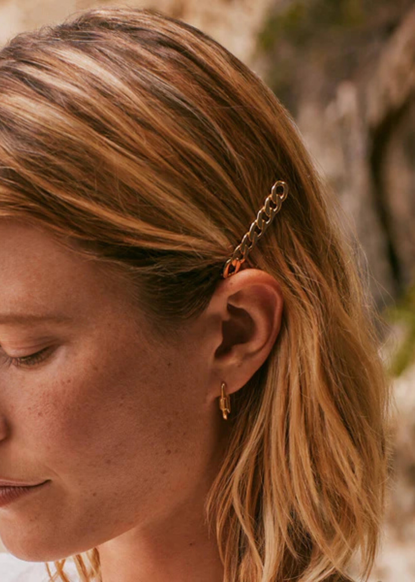 FEEKA CHAIN BARETTE