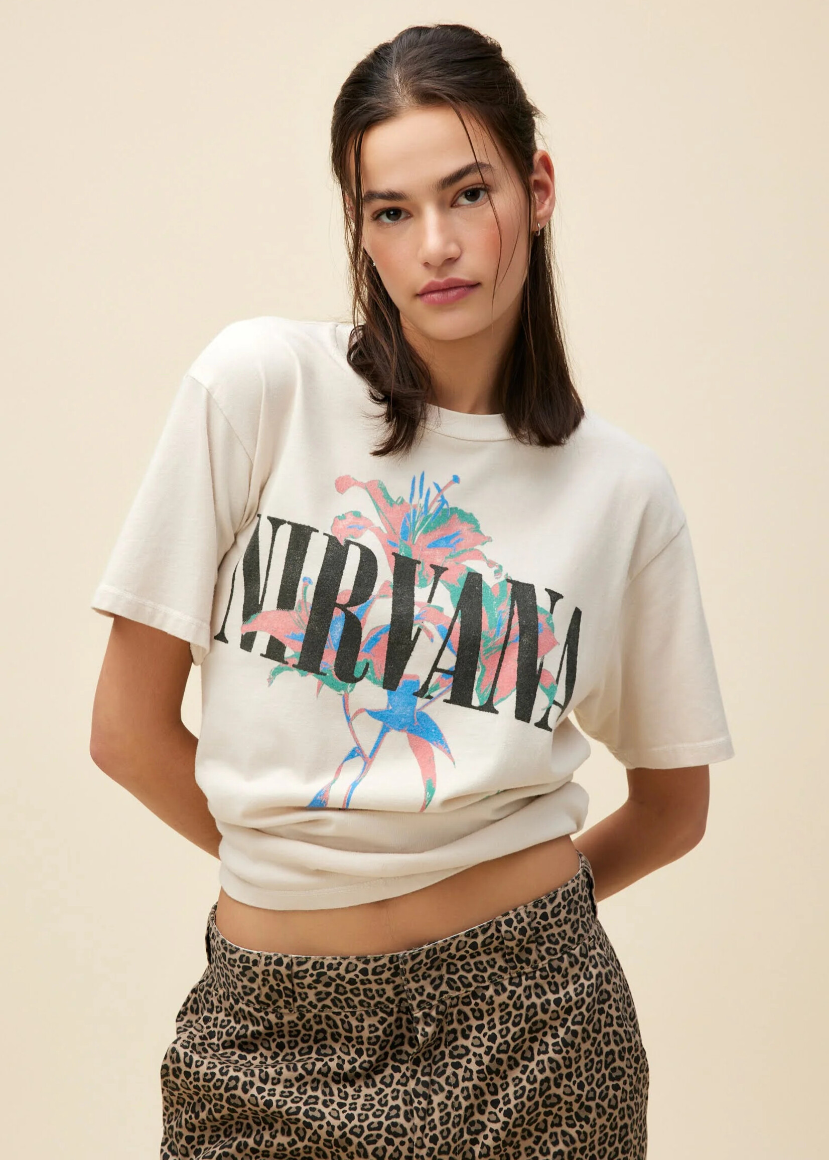 DAYDREAMER NIRVANA LILIES WEEKEND TEE