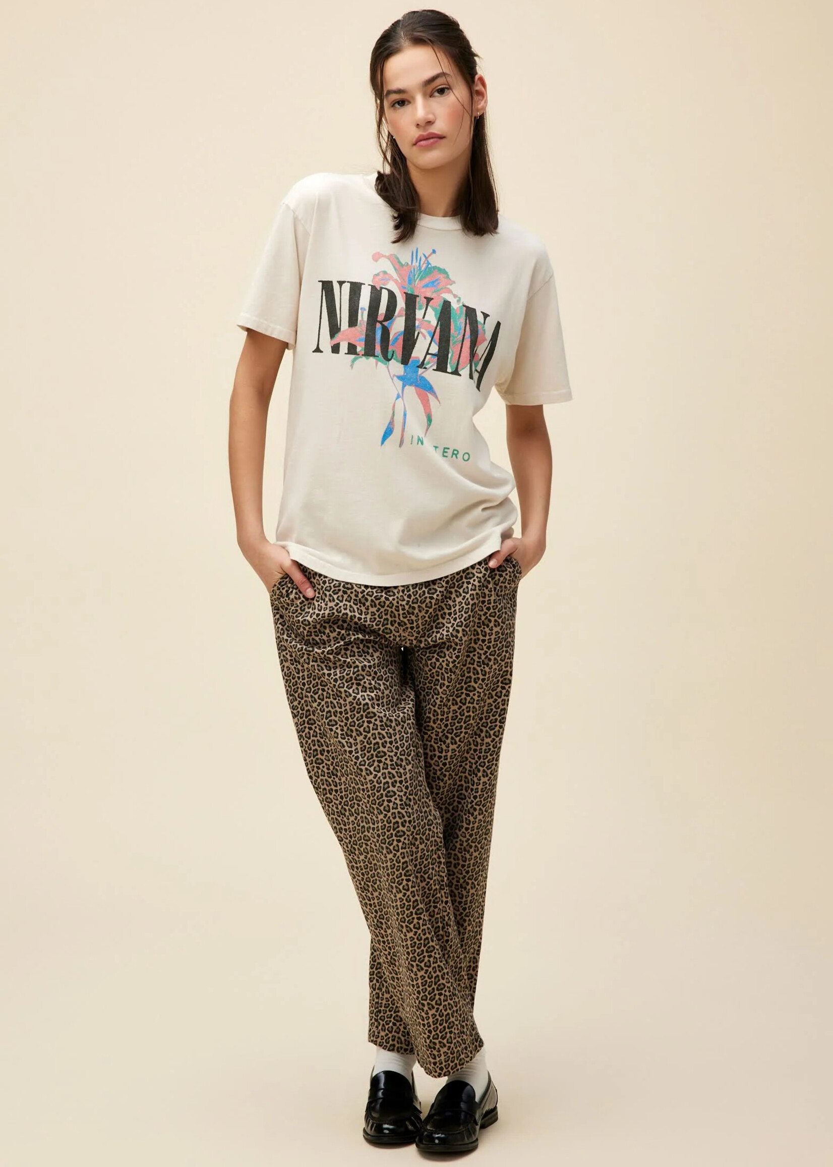 DAYDREAMER NIRVANA LILIES WEEKEND TEE