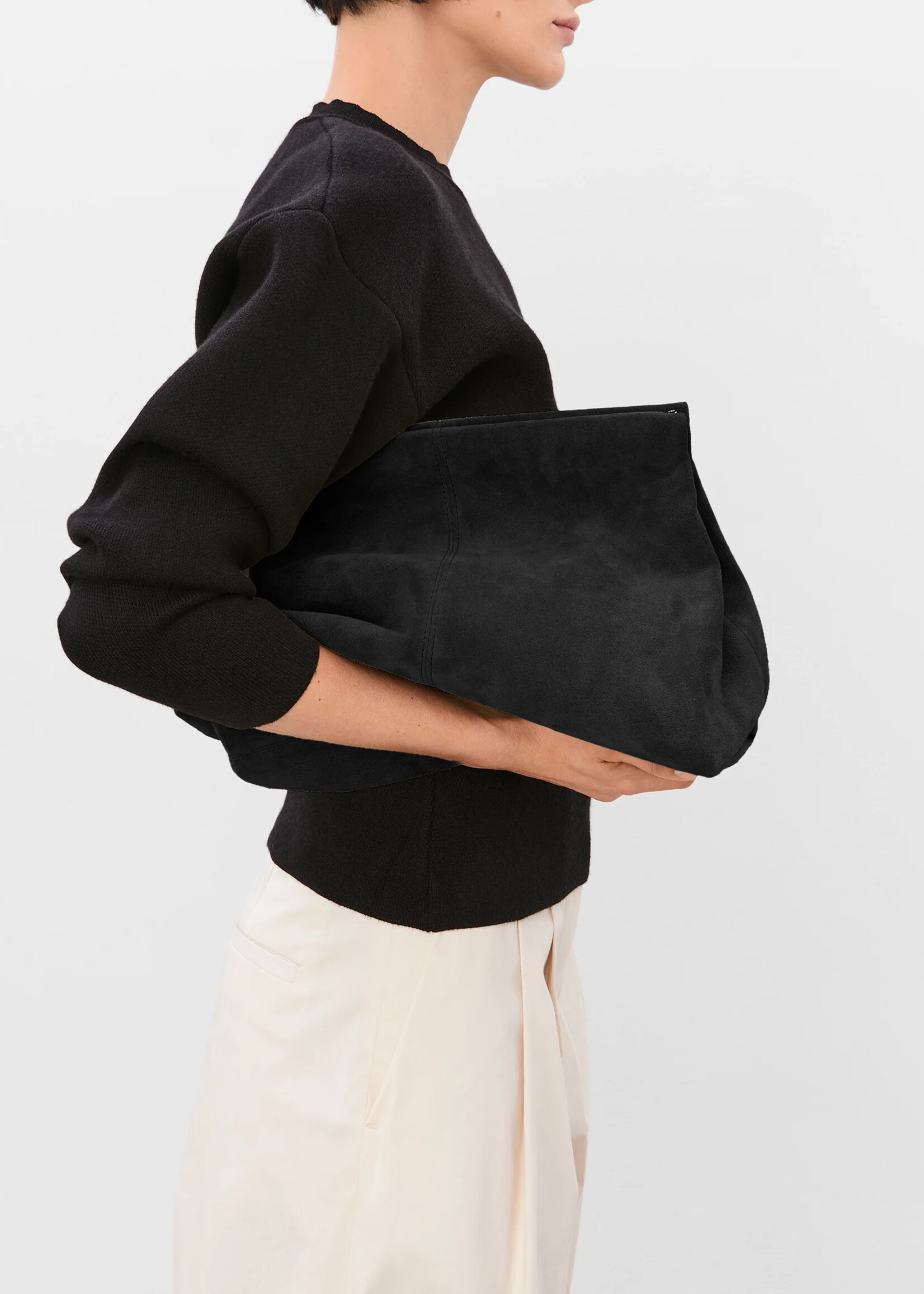 FLATTERED CLAY CLUTCH