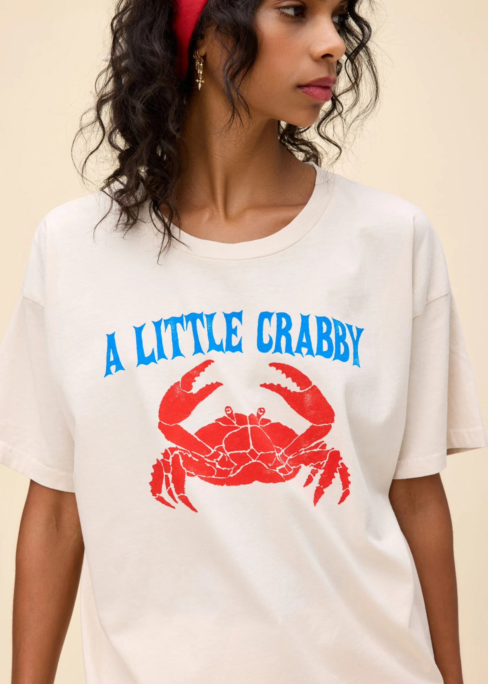 DAYDREAMER A LITTLE CRABBY MERCH TEE