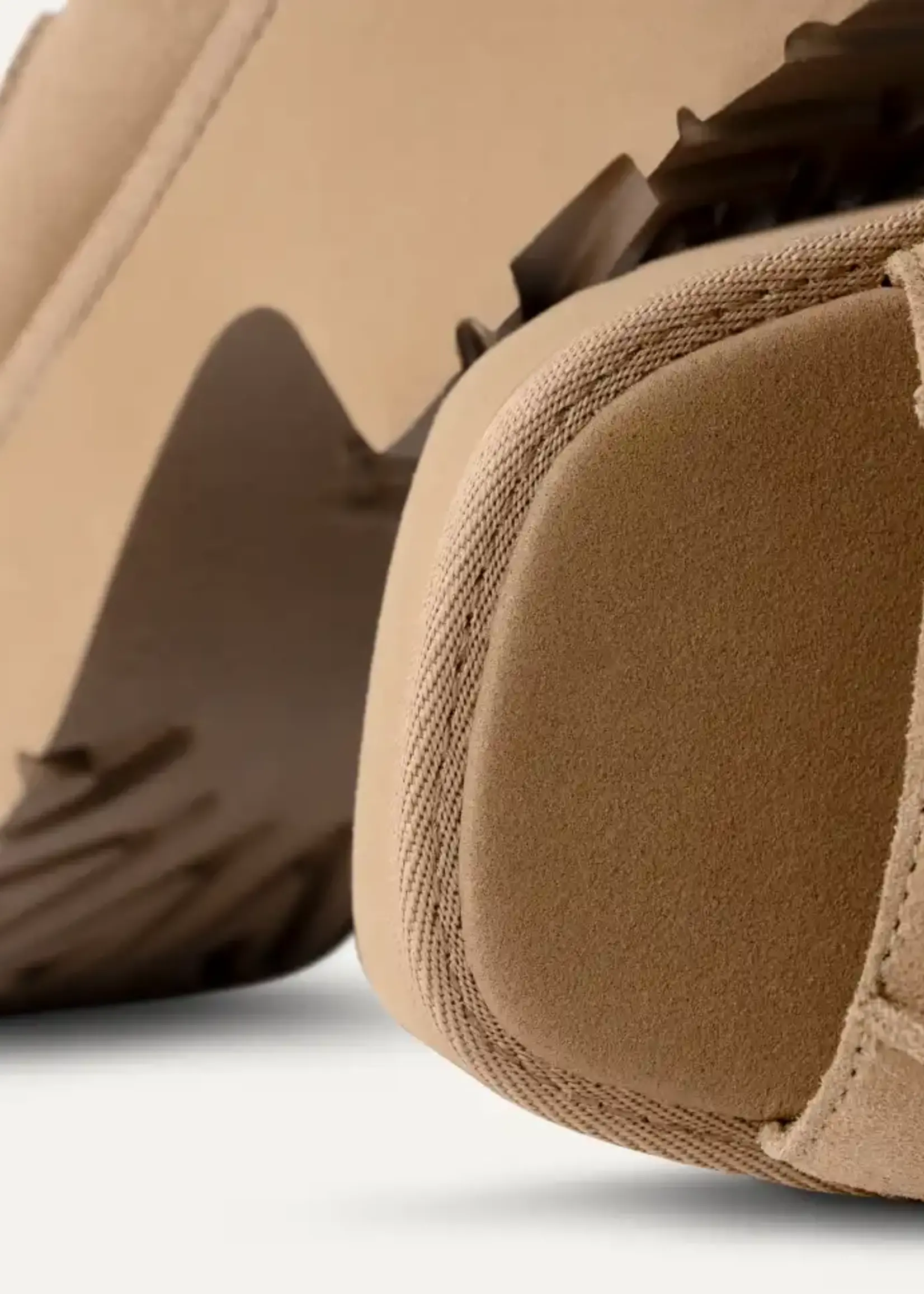 UGG NEW HEIGHTS SLIDE