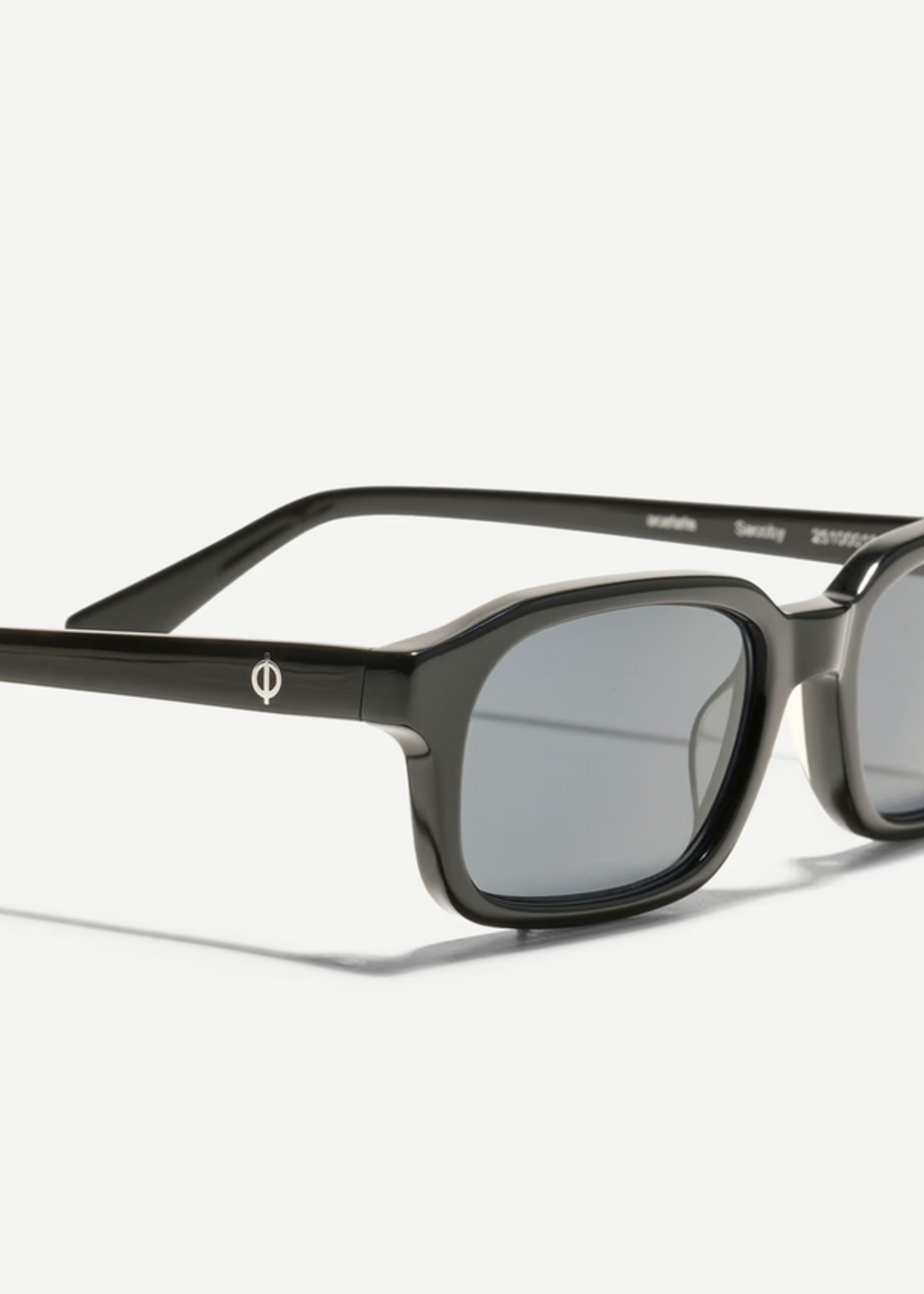 SAMSOE SAMSOE SACOBY SUNGLASSES