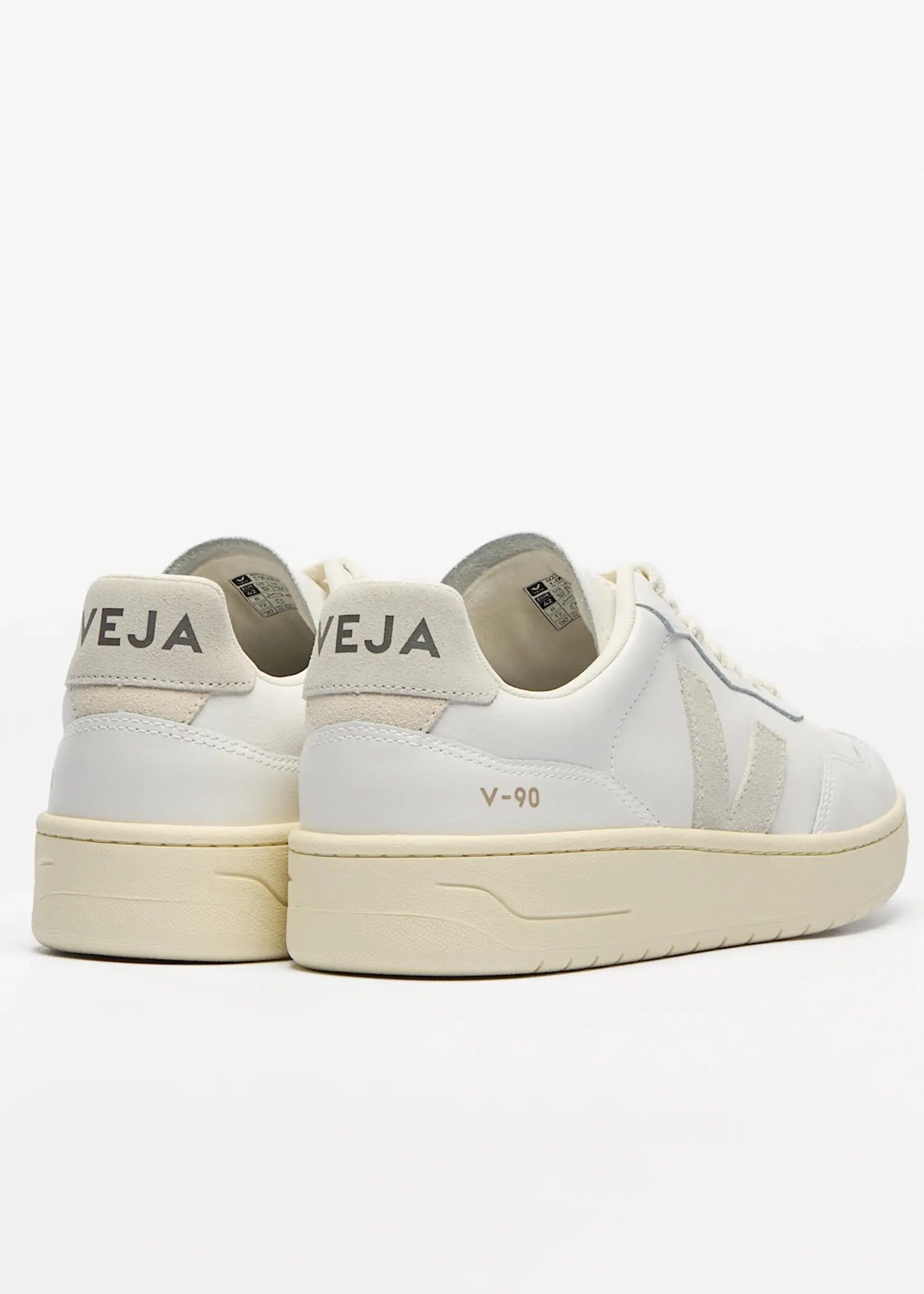 VEJA V-90 O.T LEATHER