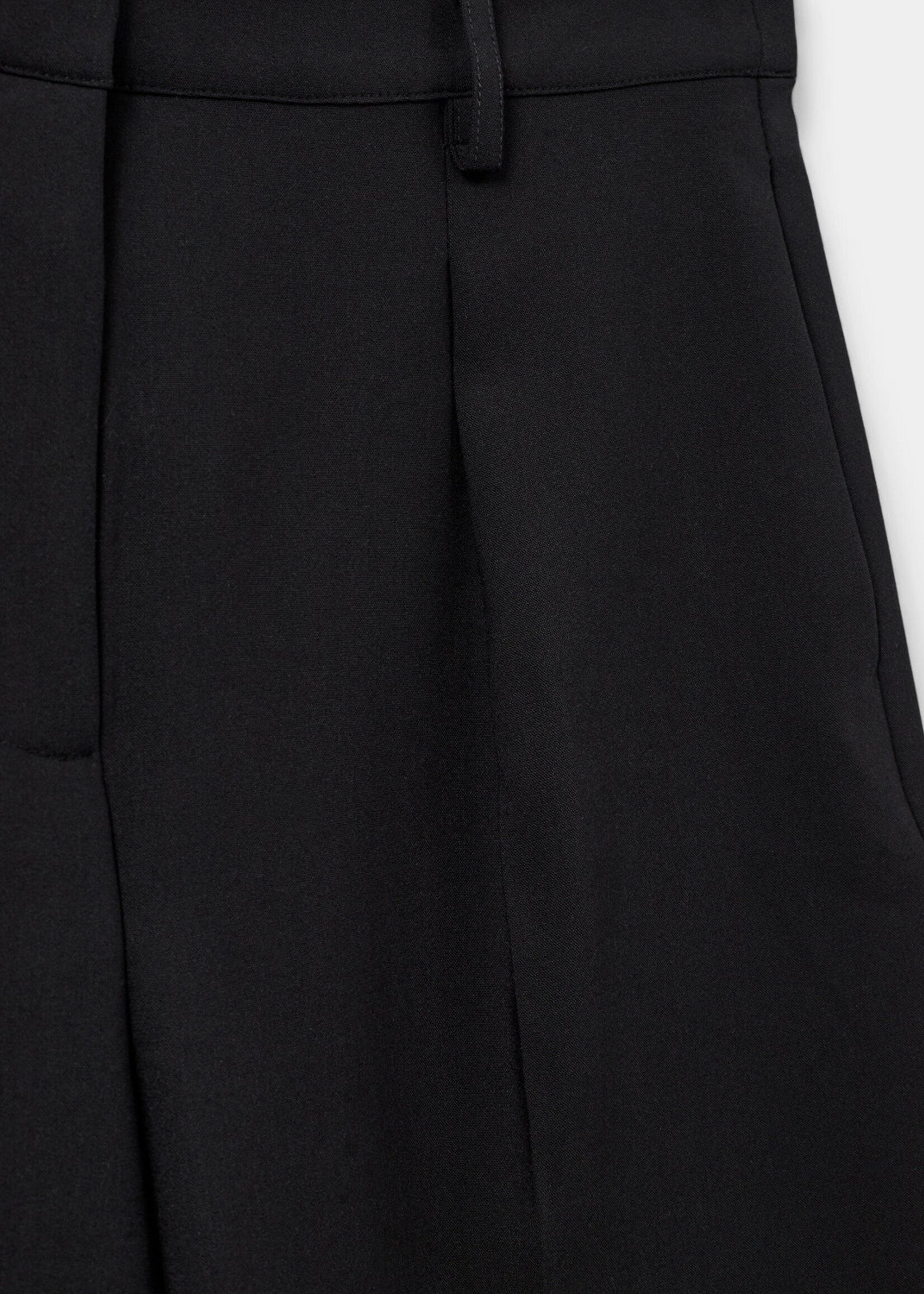 SOFIE SCHNOOR ELSASW SHORT