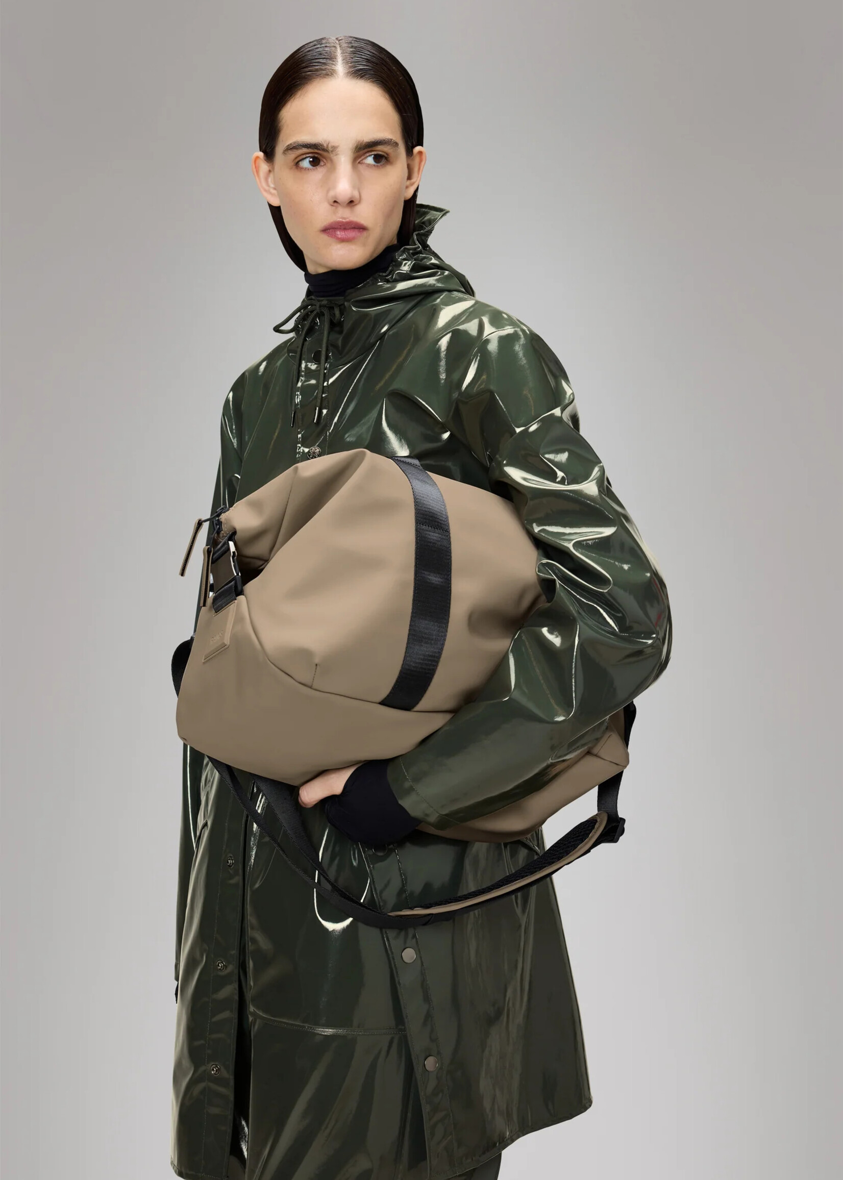 RAINS VALERA WEEKEND BAG