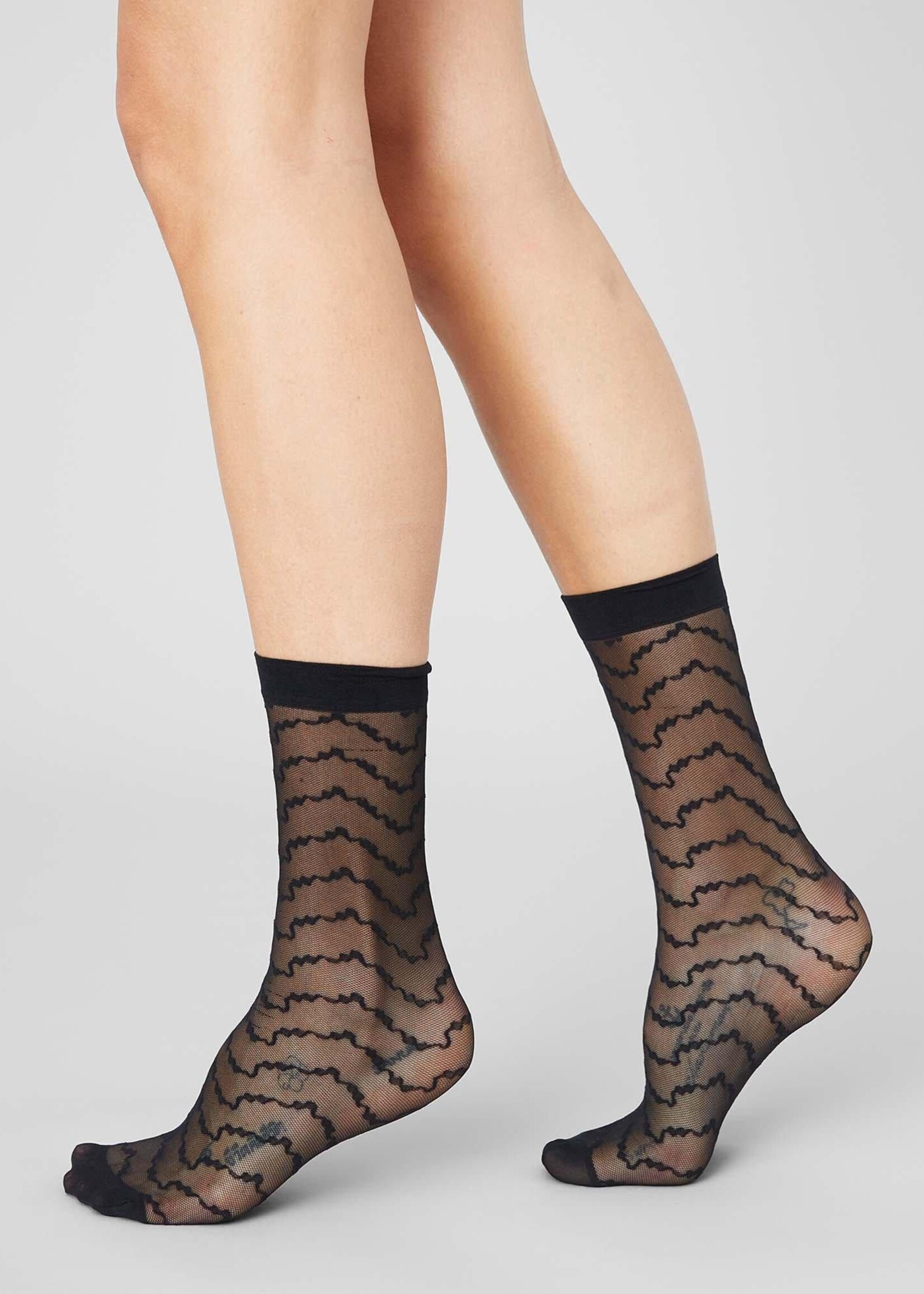 SWEDISH STOCKINS MILA RUFFLE SOCKS