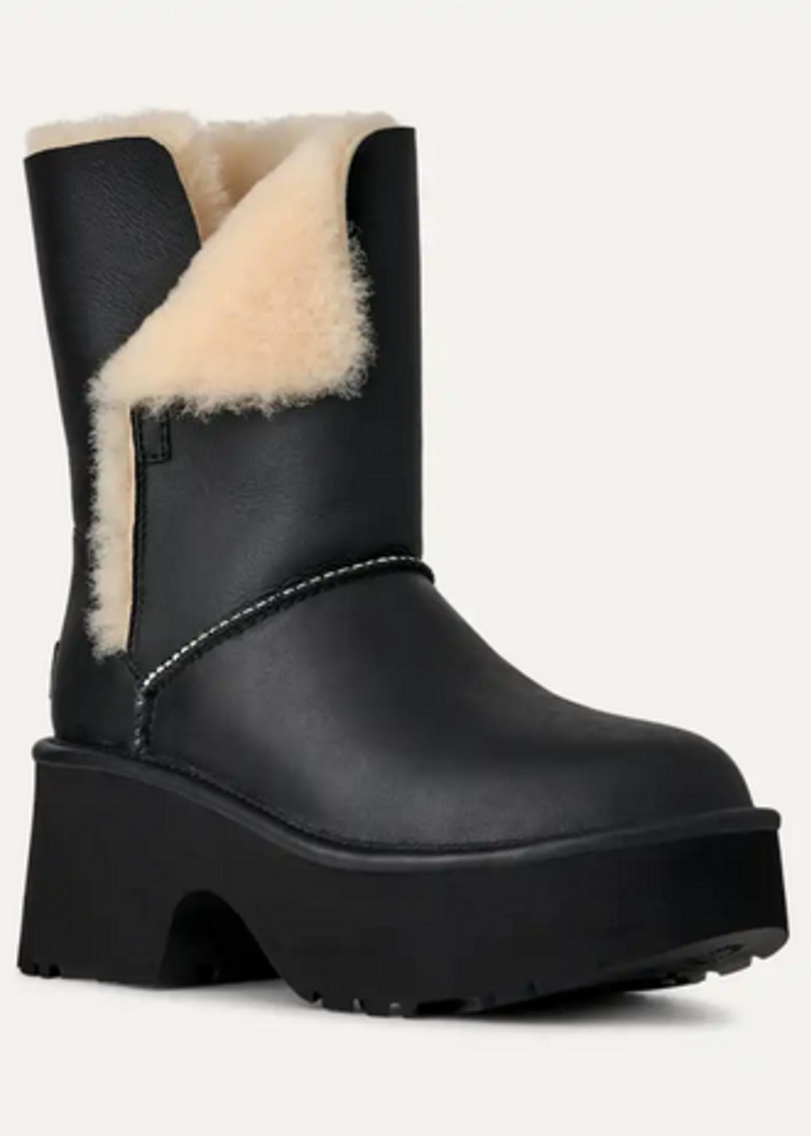 UGG ESMEE LEATHER BOOT