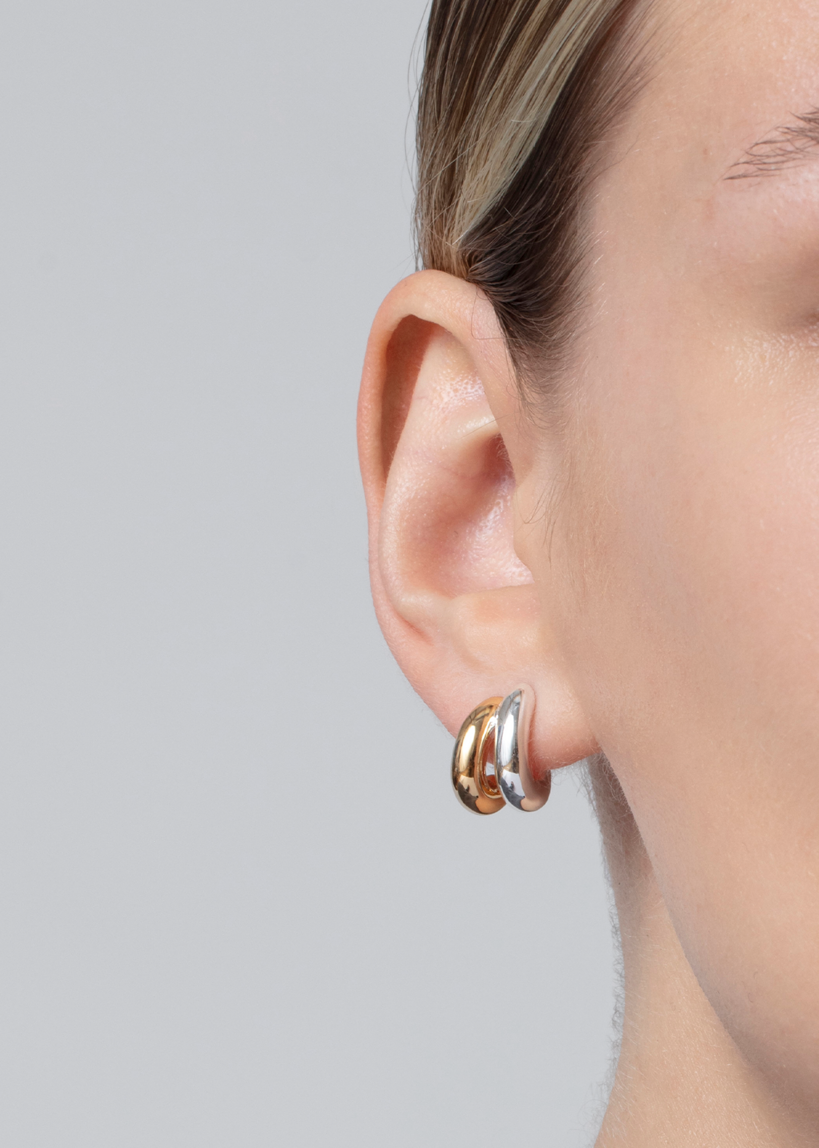 JENNYBIRD MINI FLORENCE EARRING