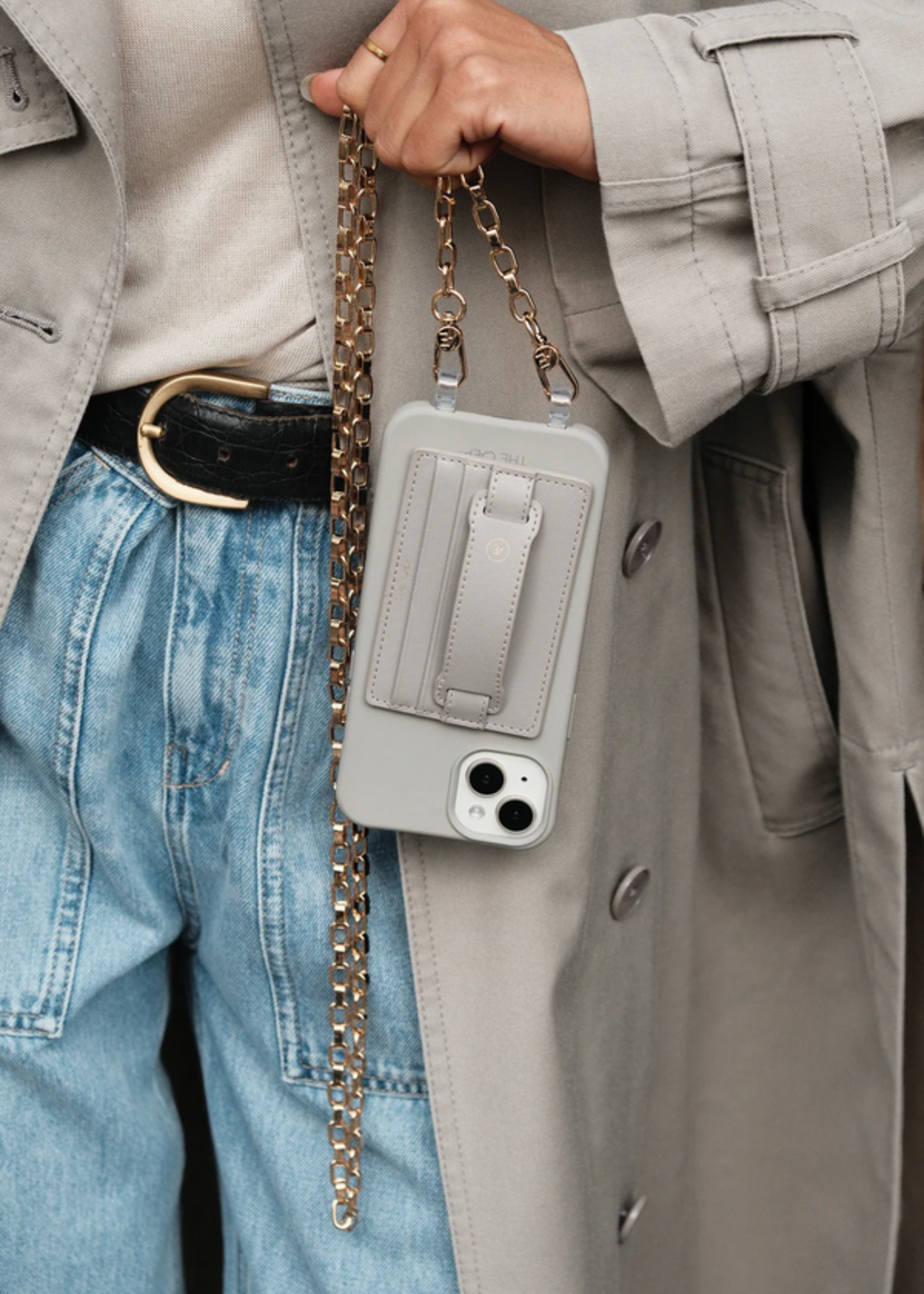 THE CAEP CUBE CHAIN CROSSBODY