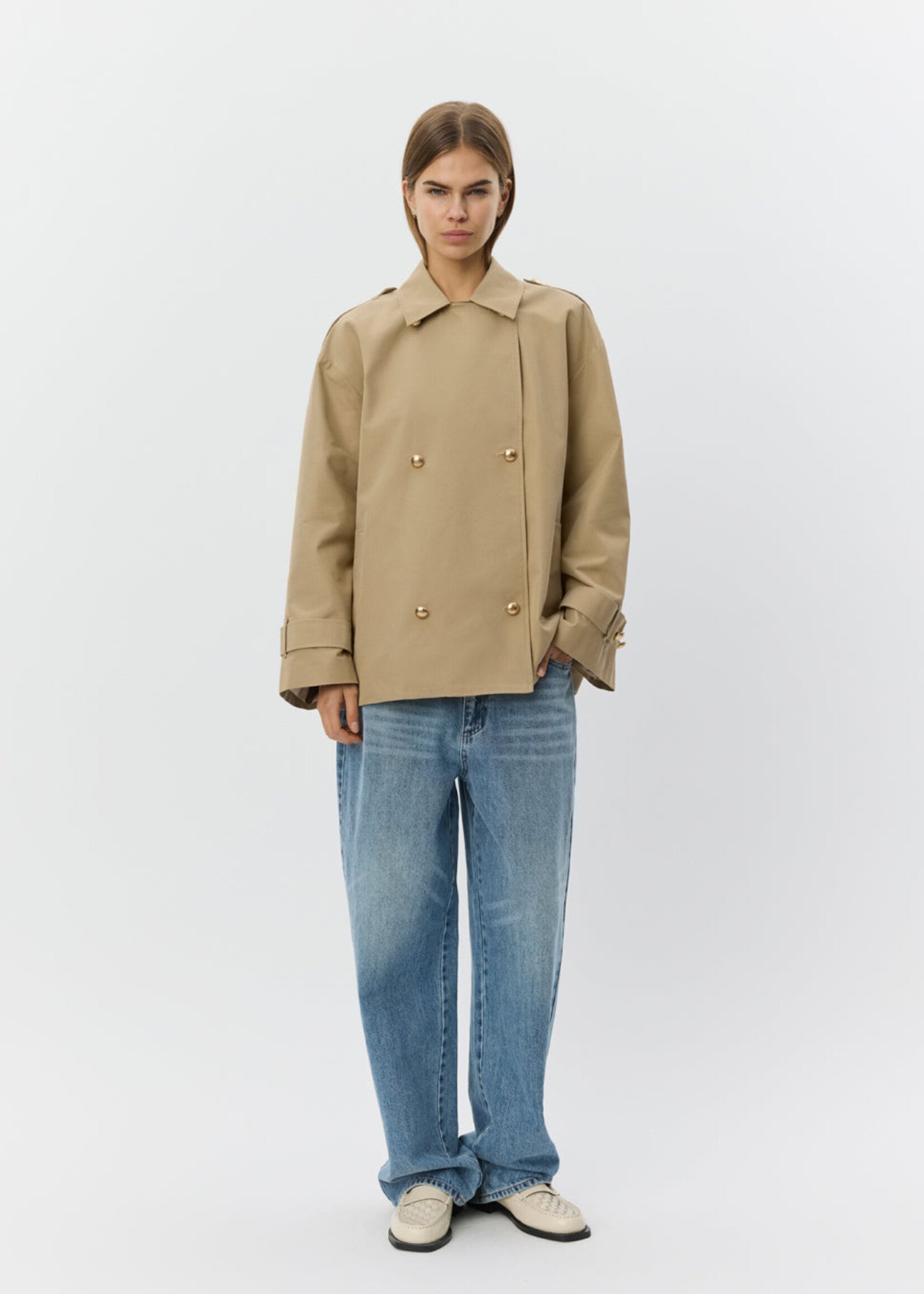 SOFIE SCHNOOR ADRIASW SHORT TRENCH COAT