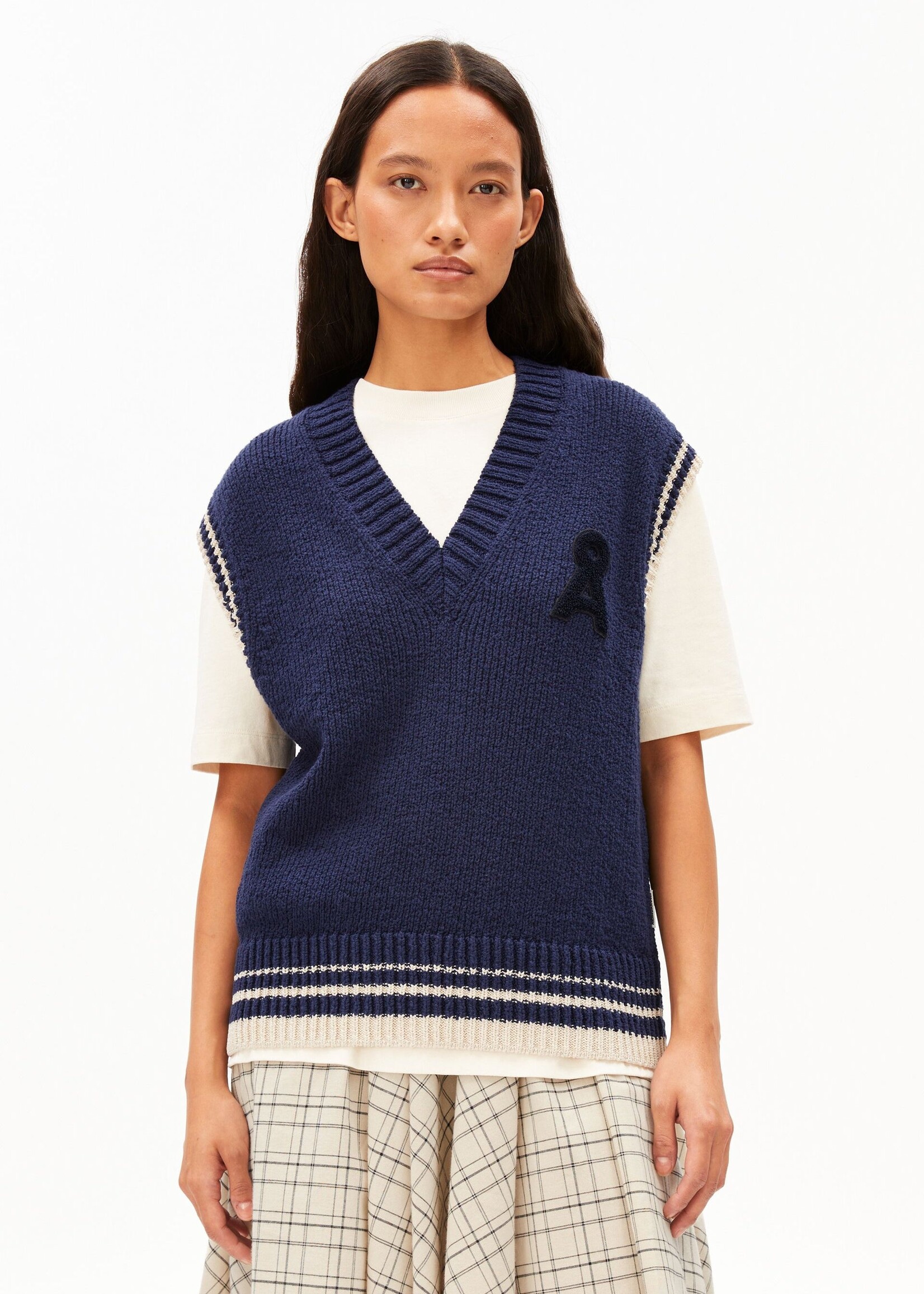 ARMEDANGELS ICONIC A COLLEGE KNIT VEST