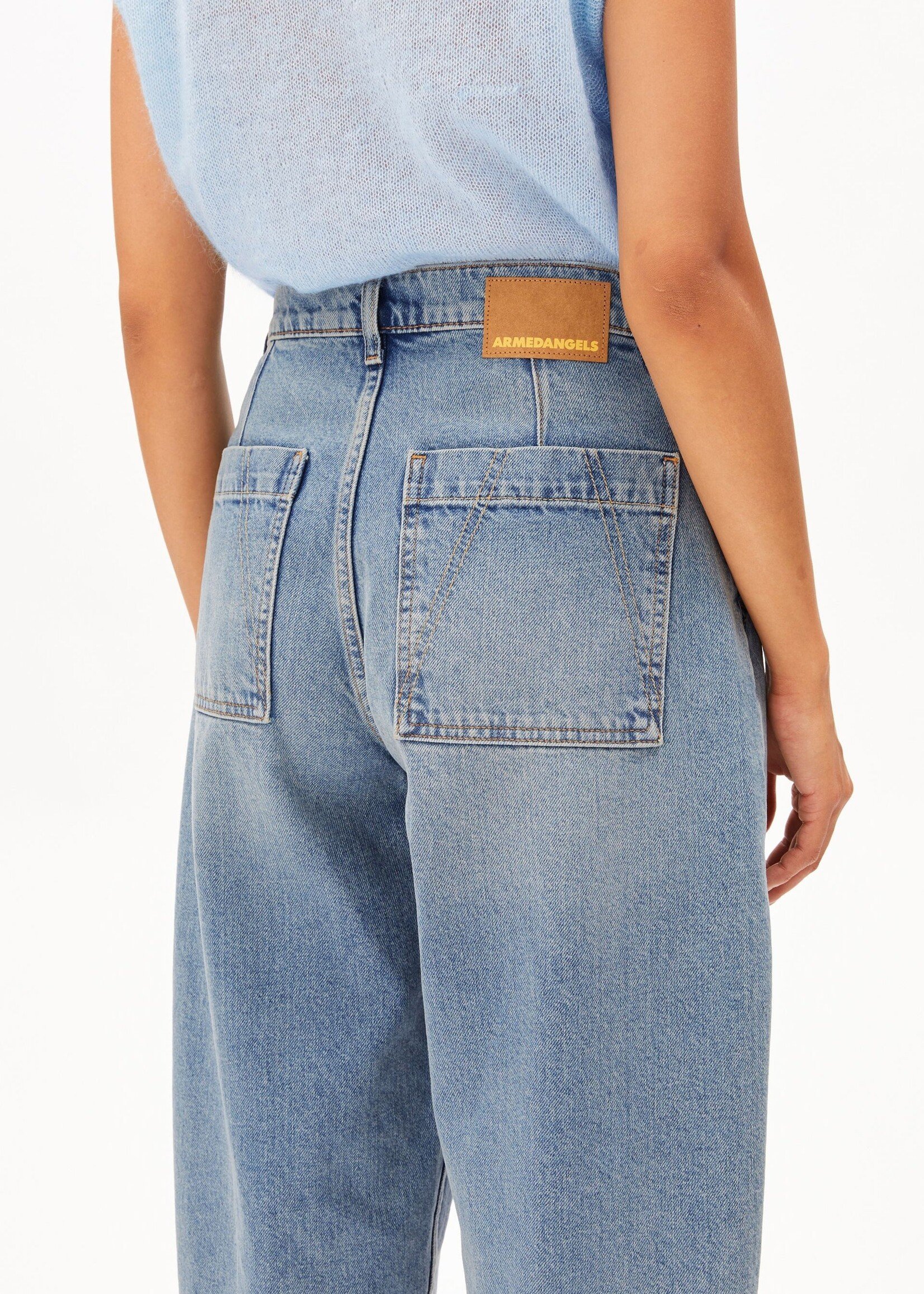 ARMEDANGELS BAARLY CARPENTER BARREL JEAN