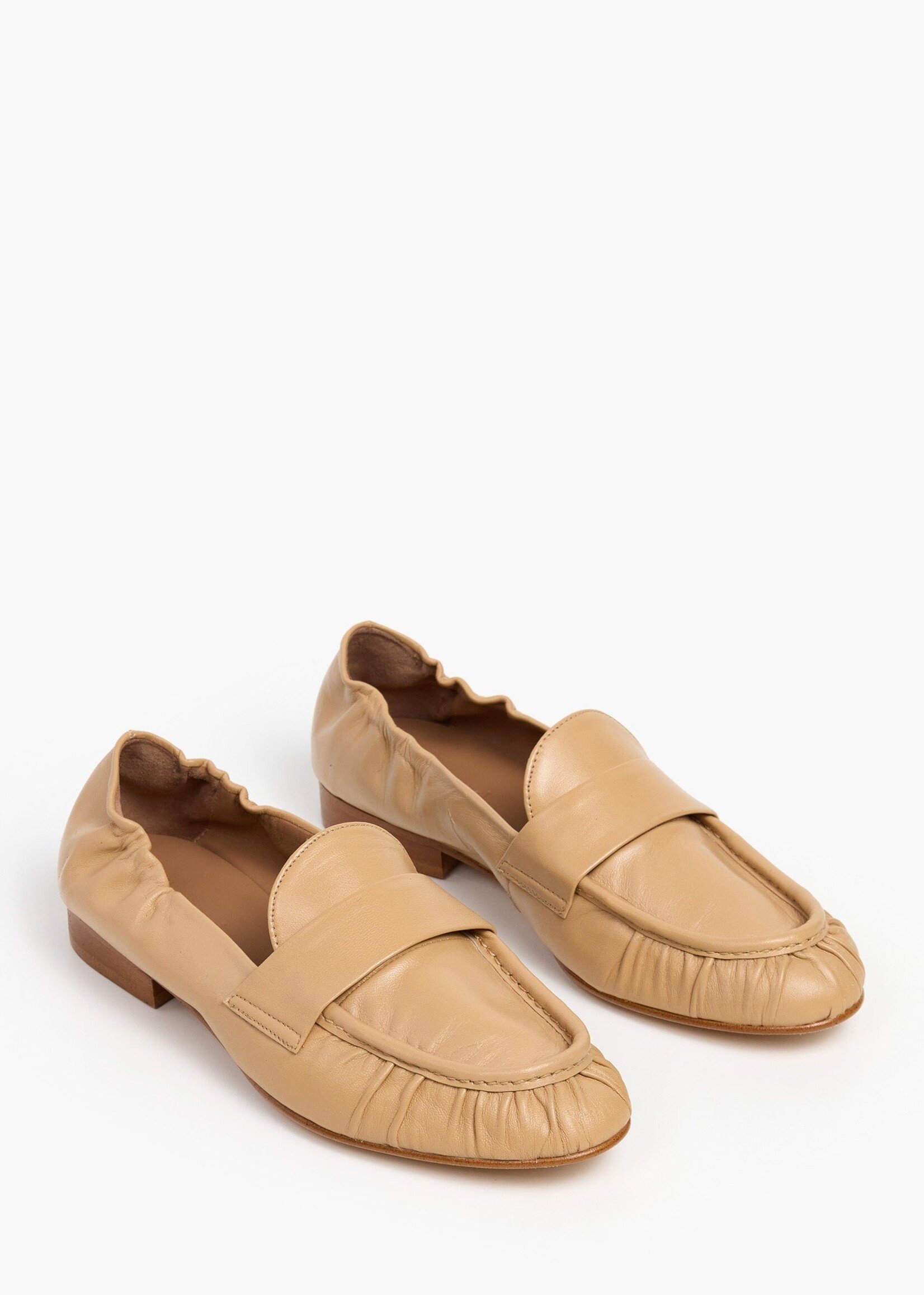 FLATTERED SAMOA LEATHER