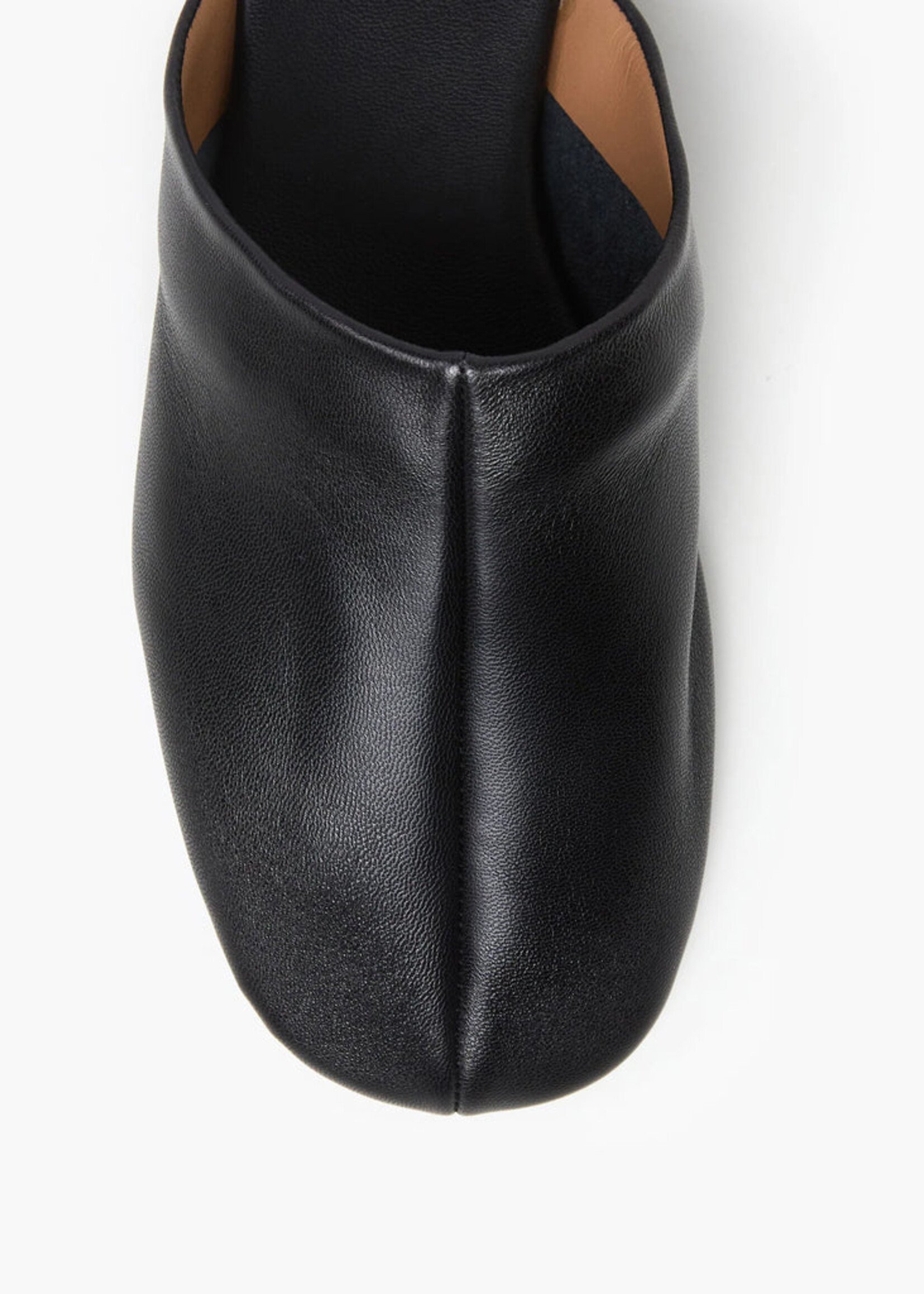 FLATTERED MAURINE LEATHER