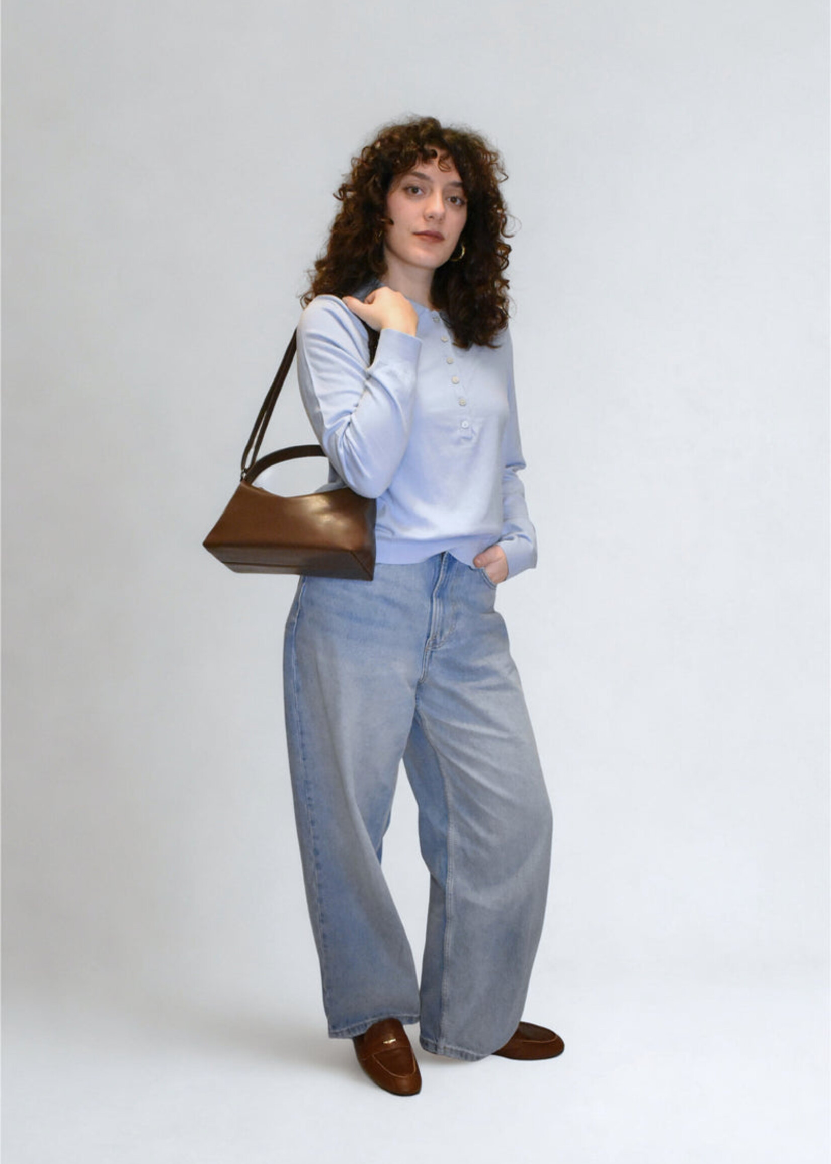 NOTE GLOSSY STRUCTURE