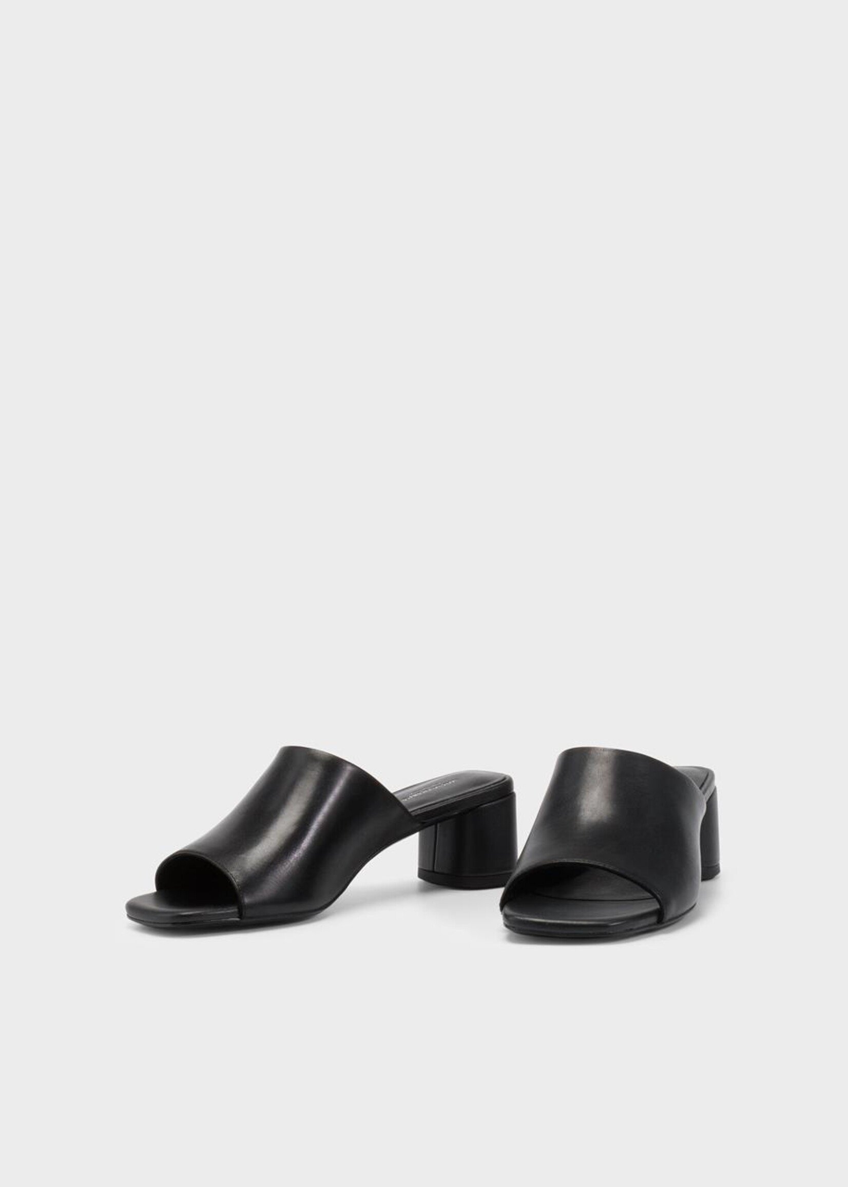 VAGABOND SHOEMAKERS PIPER