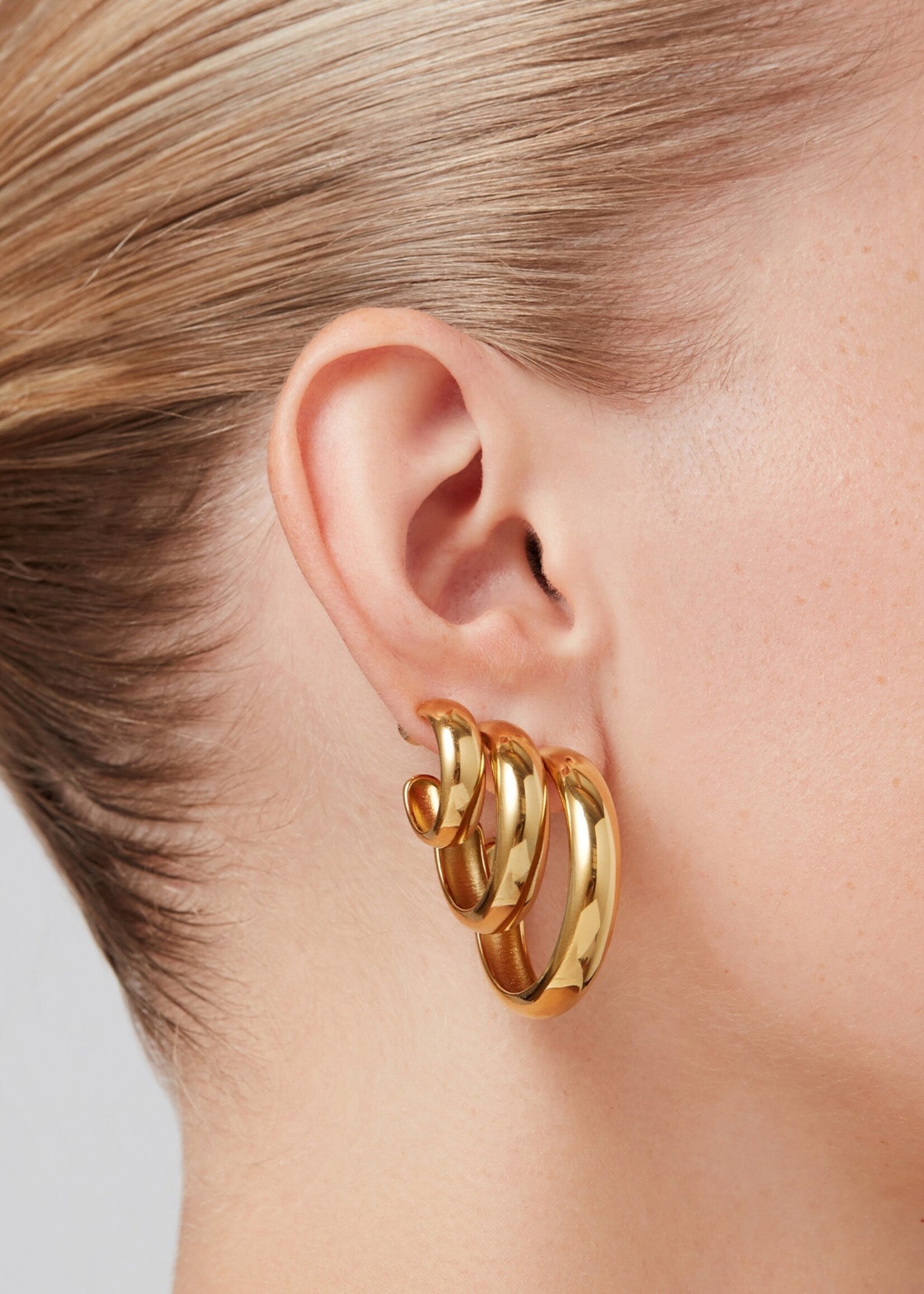 JENNYBIRD STAPLE HOOPS SMALL