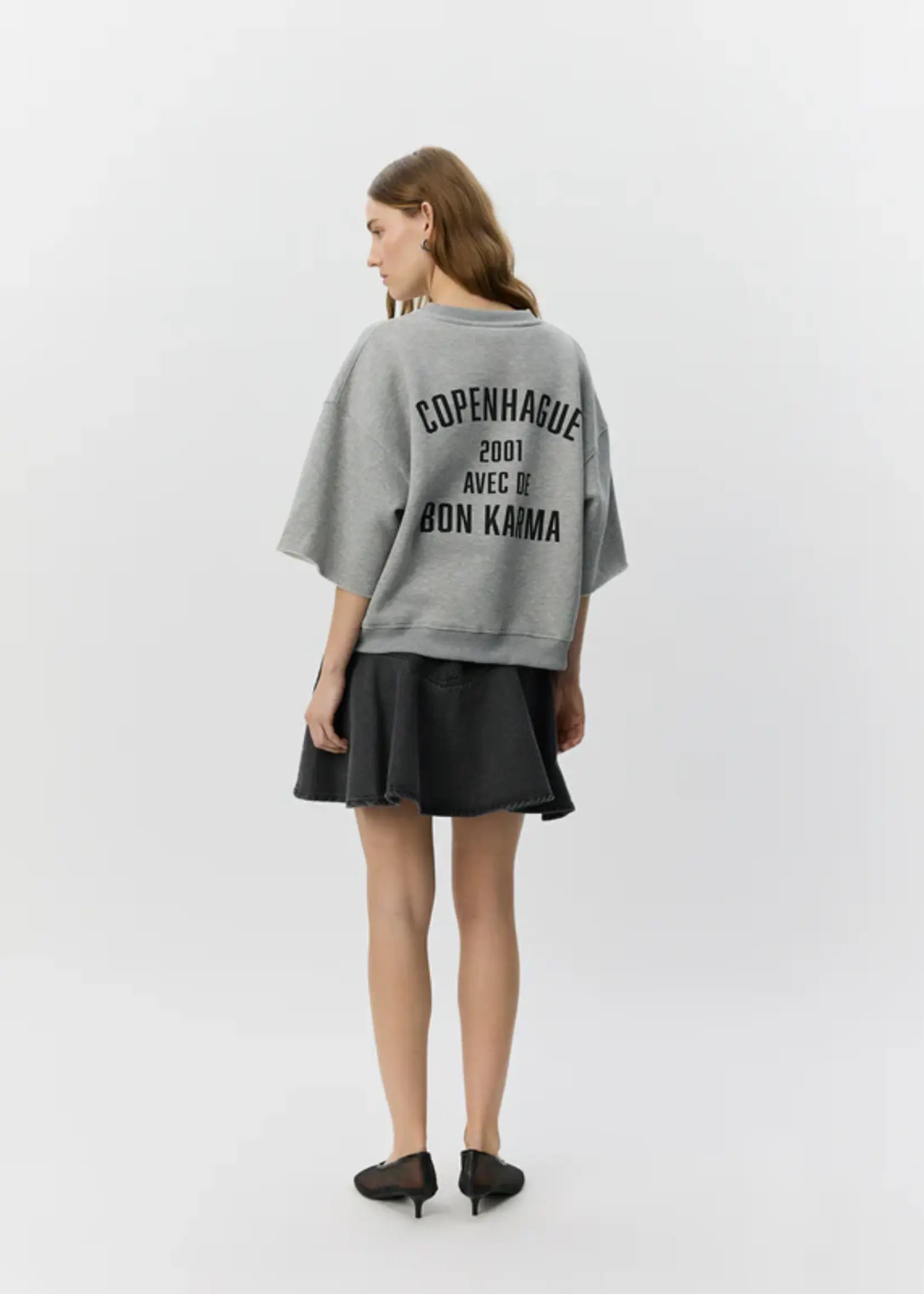SOFIE SCHNOOR ELOISESW SHORT SLEEVE SWEAT
