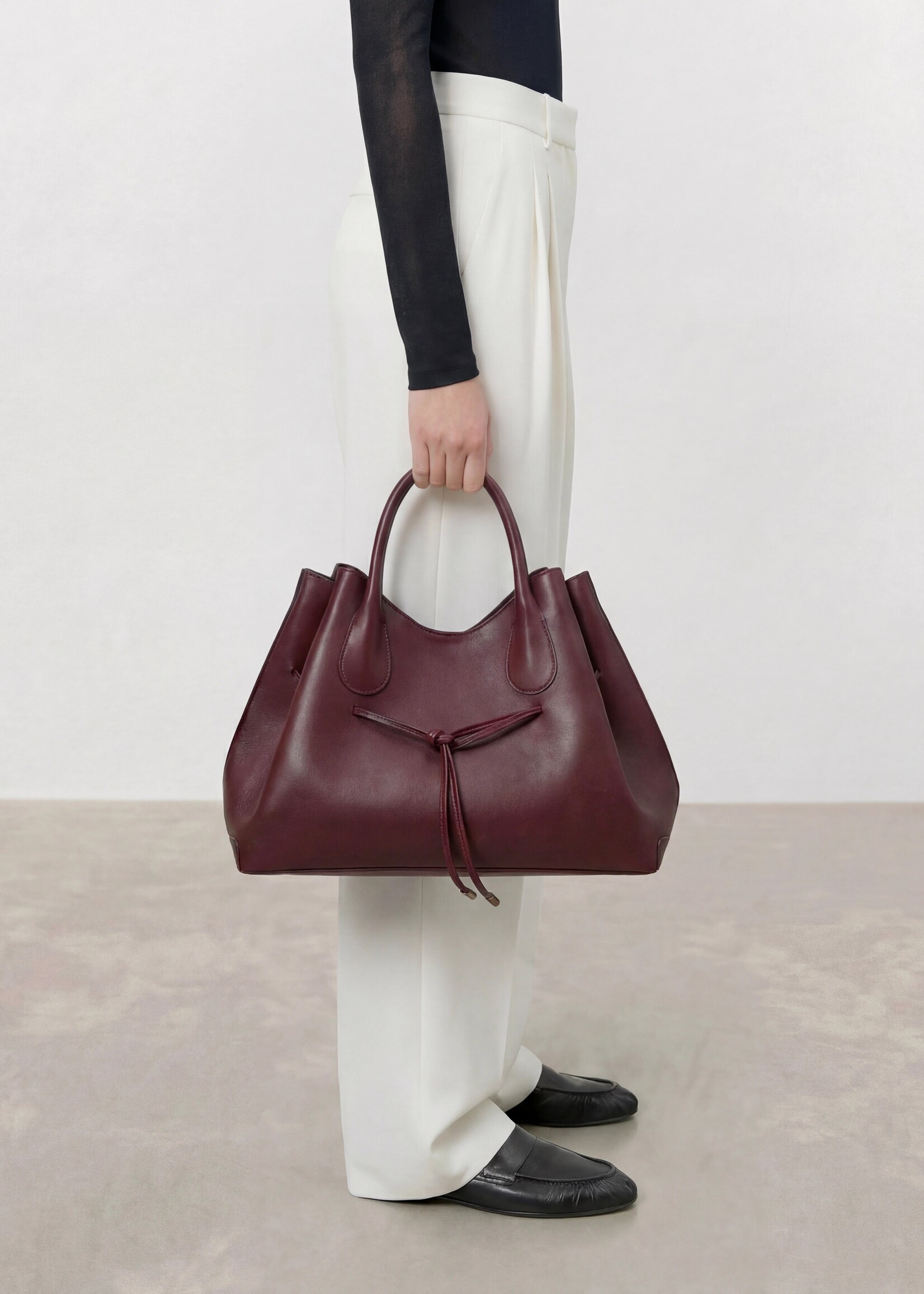 FLATTERED MARIS TOTE BAG