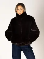 LYLA & LUXE KENDRA SHORT FAUX FUR COAT