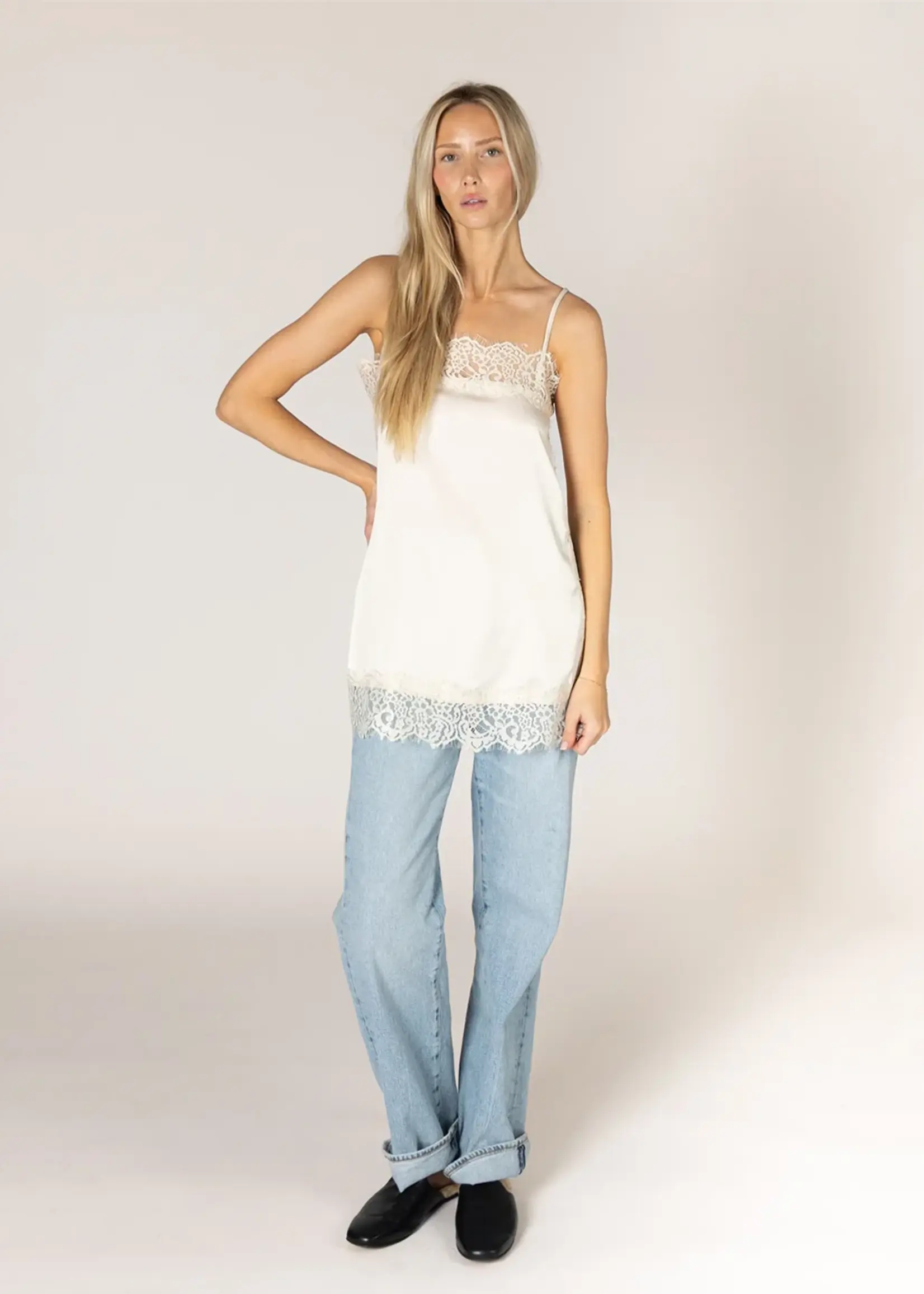LYLA & LUXE SLIPDRESS